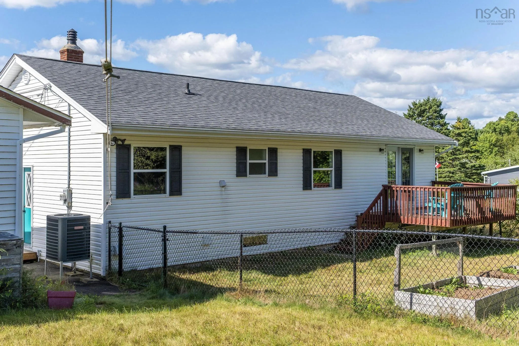 30 Dauphinees Loop, Glen Haven, NS B3Z 2W7, 3 Bedrooms Bedrooms, ,2 BathroomsBathrooms,Residential,For Sale,Dauphinees,202521132