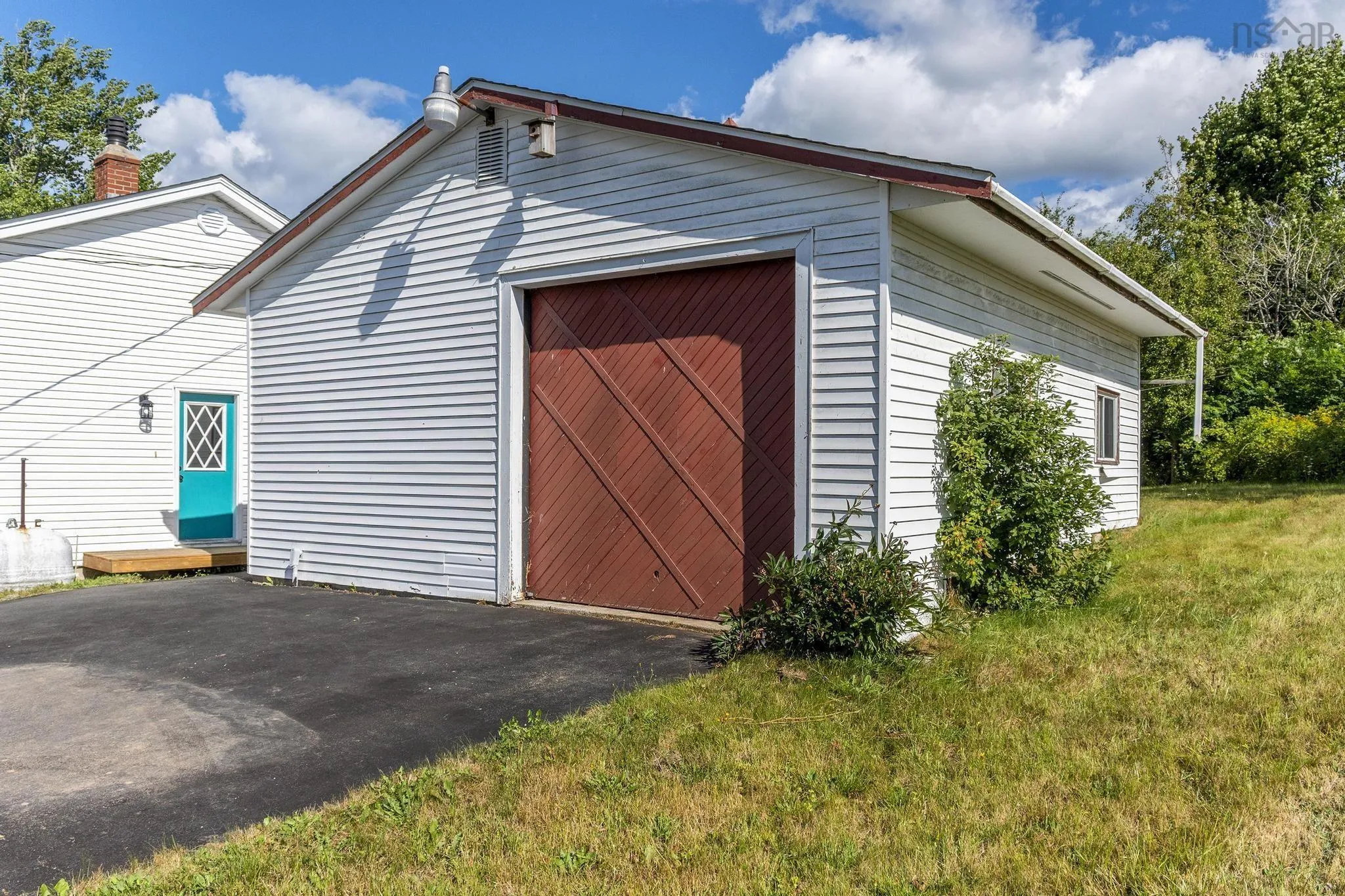 30 Dauphinees Loop, Glen Haven, NS B3Z 2W7, 3 Bedrooms Bedrooms, ,2 BathroomsBathrooms,Residential,For Sale,Dauphinees,202521132
