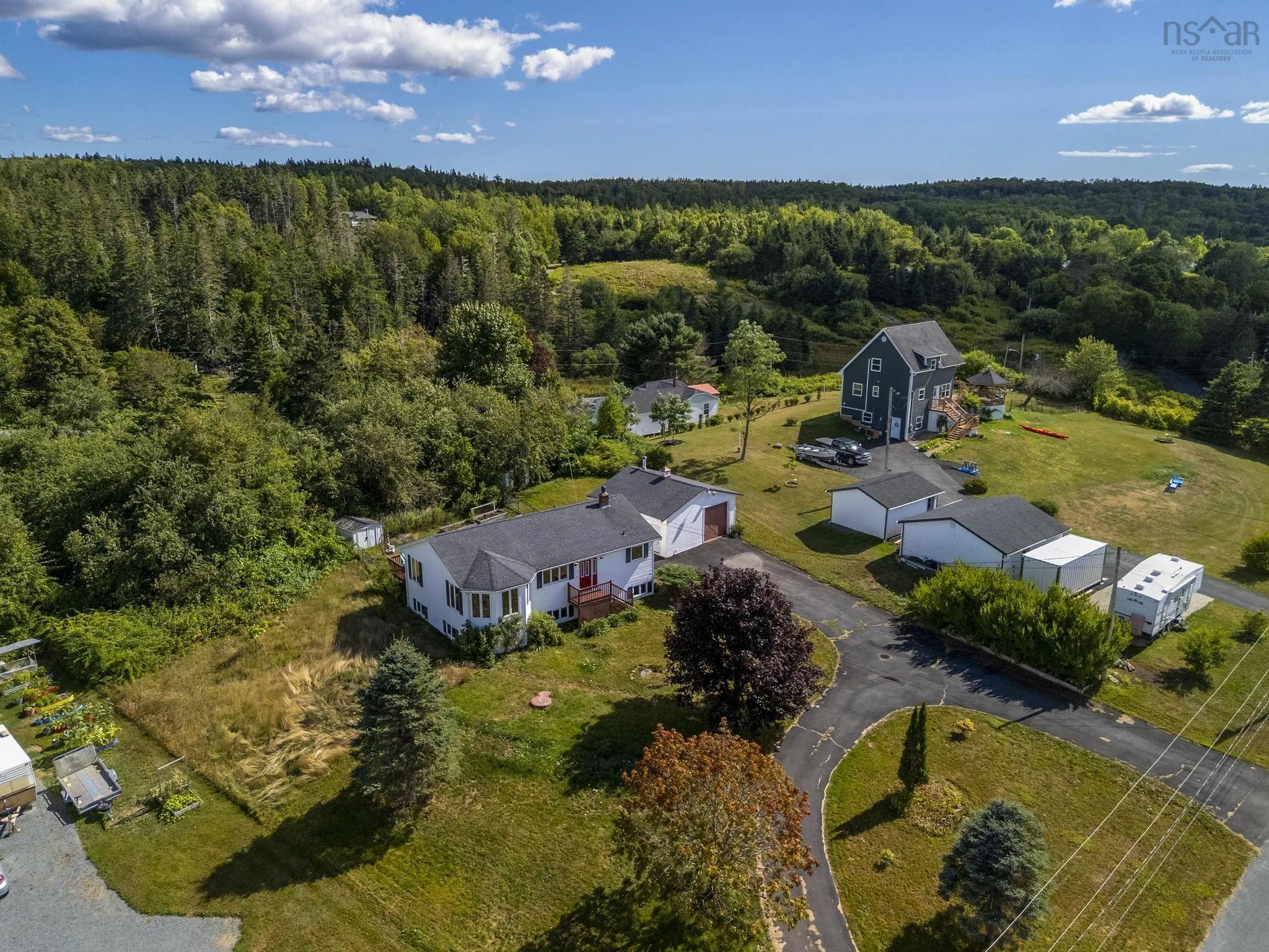 30 Dauphinees Loop, Glen Haven, NS B3Z 2W7, 3 Bedrooms Bedrooms, ,2 BathroomsBathrooms,Residential,For Sale,Dauphinees,202521132