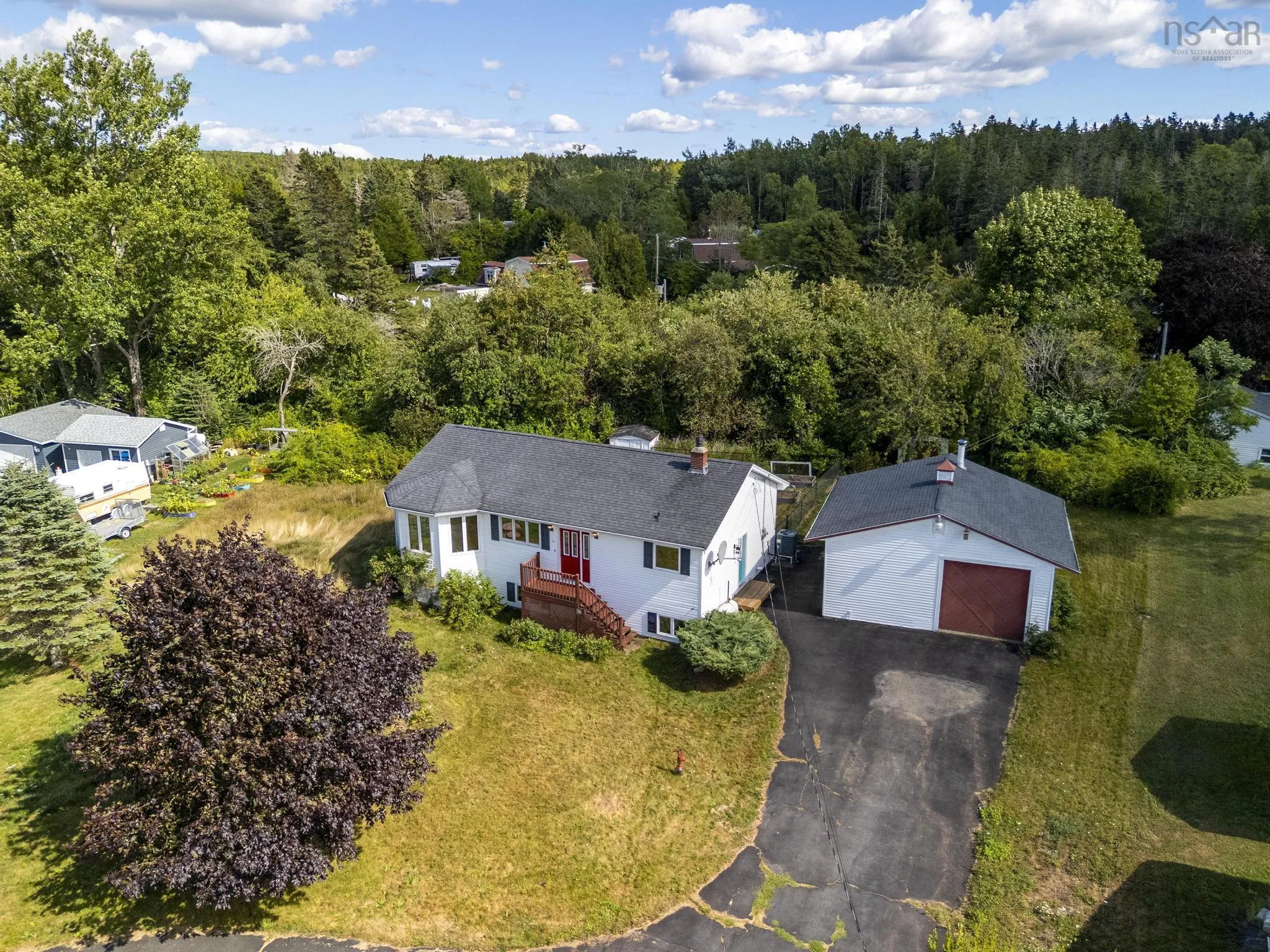 30 Dauphinees Loop, Glen Haven, NS B3Z 2W7, 3 Bedrooms Bedrooms, ,2 BathroomsBathrooms,Residential,For Sale,Dauphinees,202521132