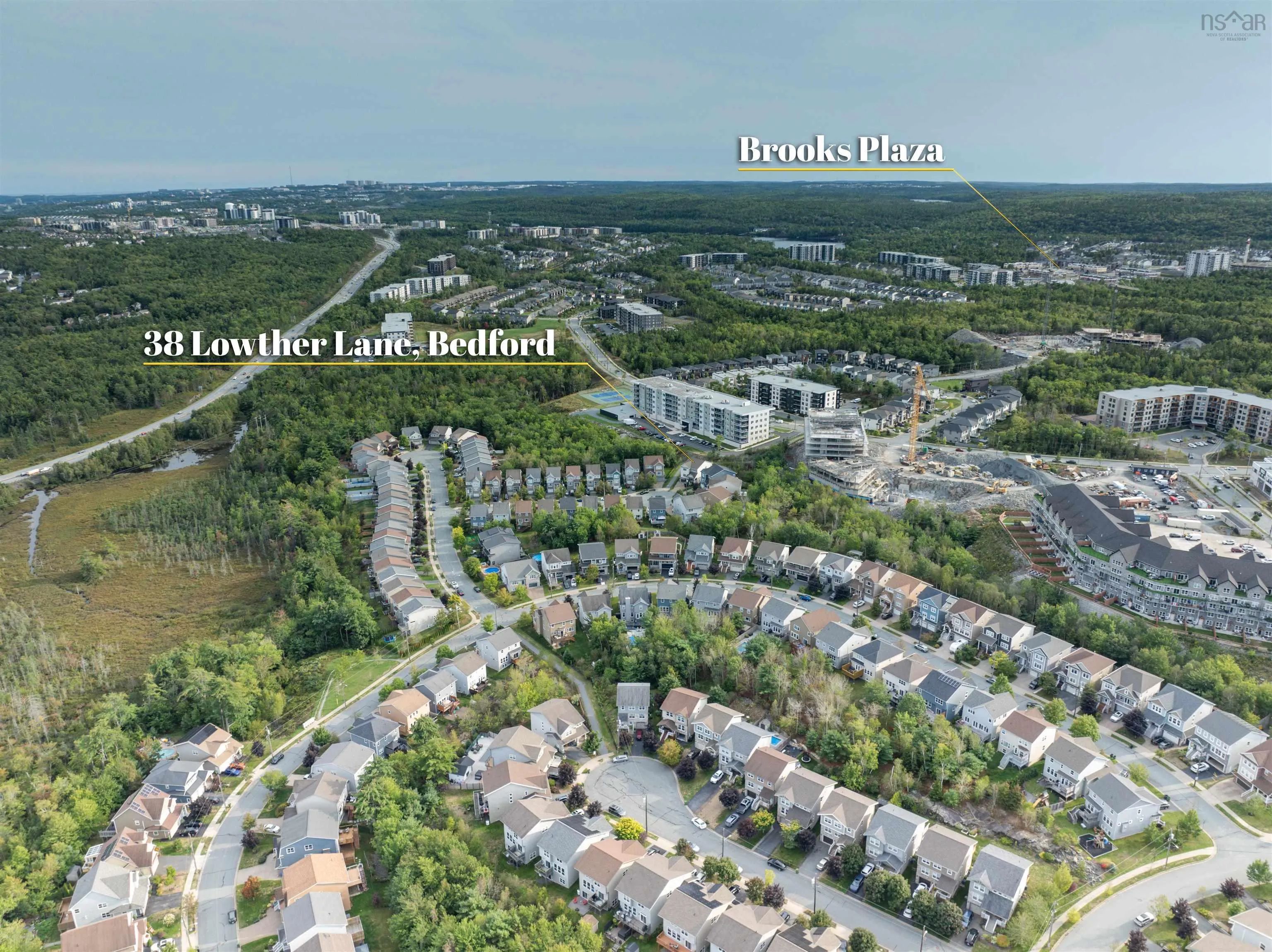 38 Lowther Lane, Bedford, NS B4B 0L6, 5 Bedrooms Bedrooms, ,4 BathroomsBathrooms,Residential,For Sale,Lowther,202522987