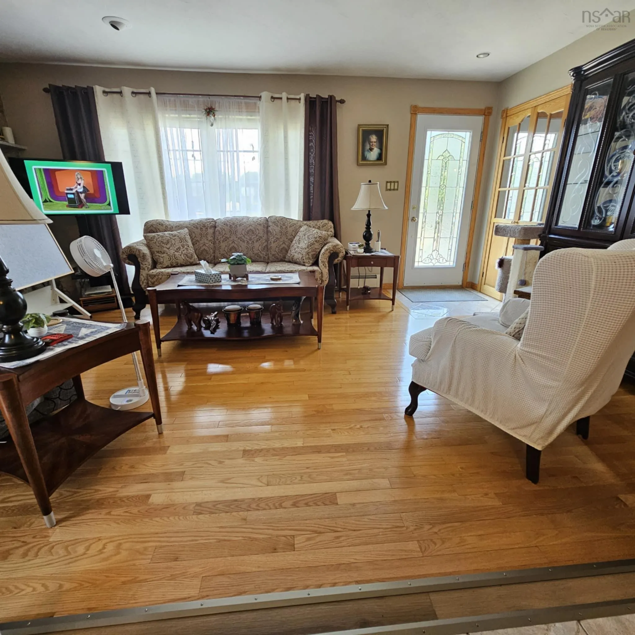 37 Stacey Avenue, North Sydney, NS B2A 3P3, 3 Bedrooms Bedrooms, ,2 BathroomsBathrooms,Residential,For Sale,Stacey,202520766