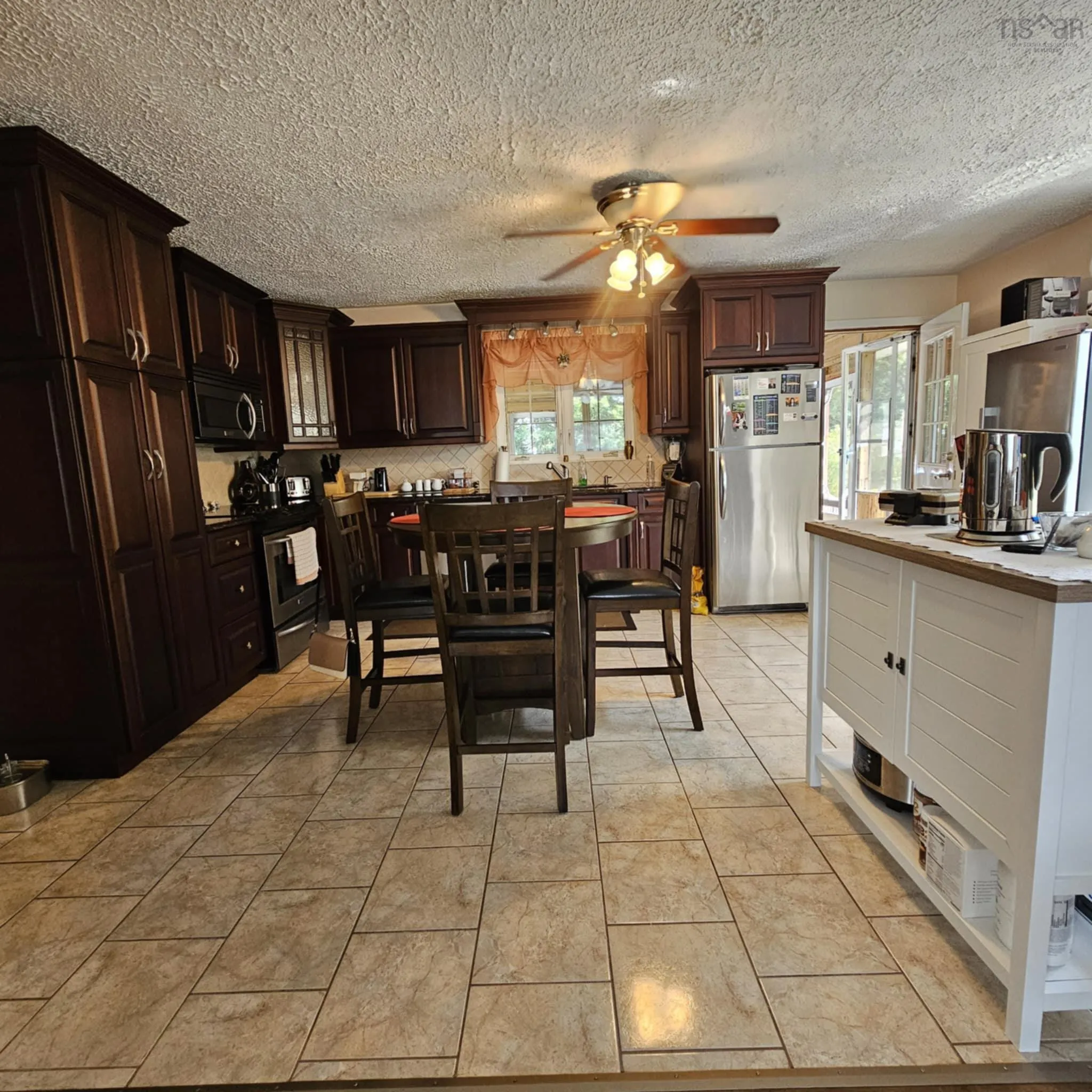 37 Stacey Avenue, North Sydney, NS B2A 3P3, 3 Bedrooms Bedrooms, ,2 BathroomsBathrooms,Residential,For Sale,Stacey,202520766
