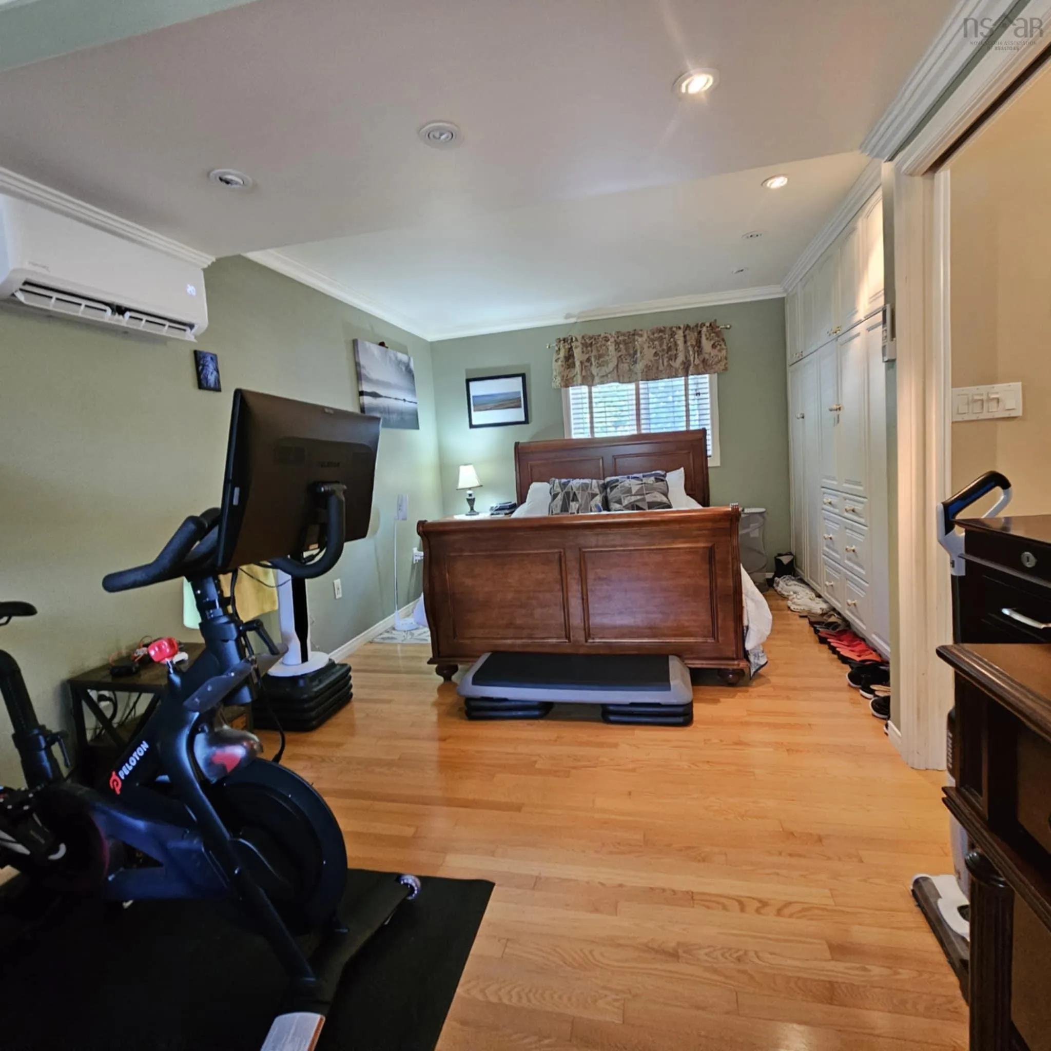 37 Stacey Avenue, North Sydney, NS B2A 3P3, 3 Bedrooms Bedrooms, ,2 BathroomsBathrooms,Residential,For Sale,Stacey,202520766