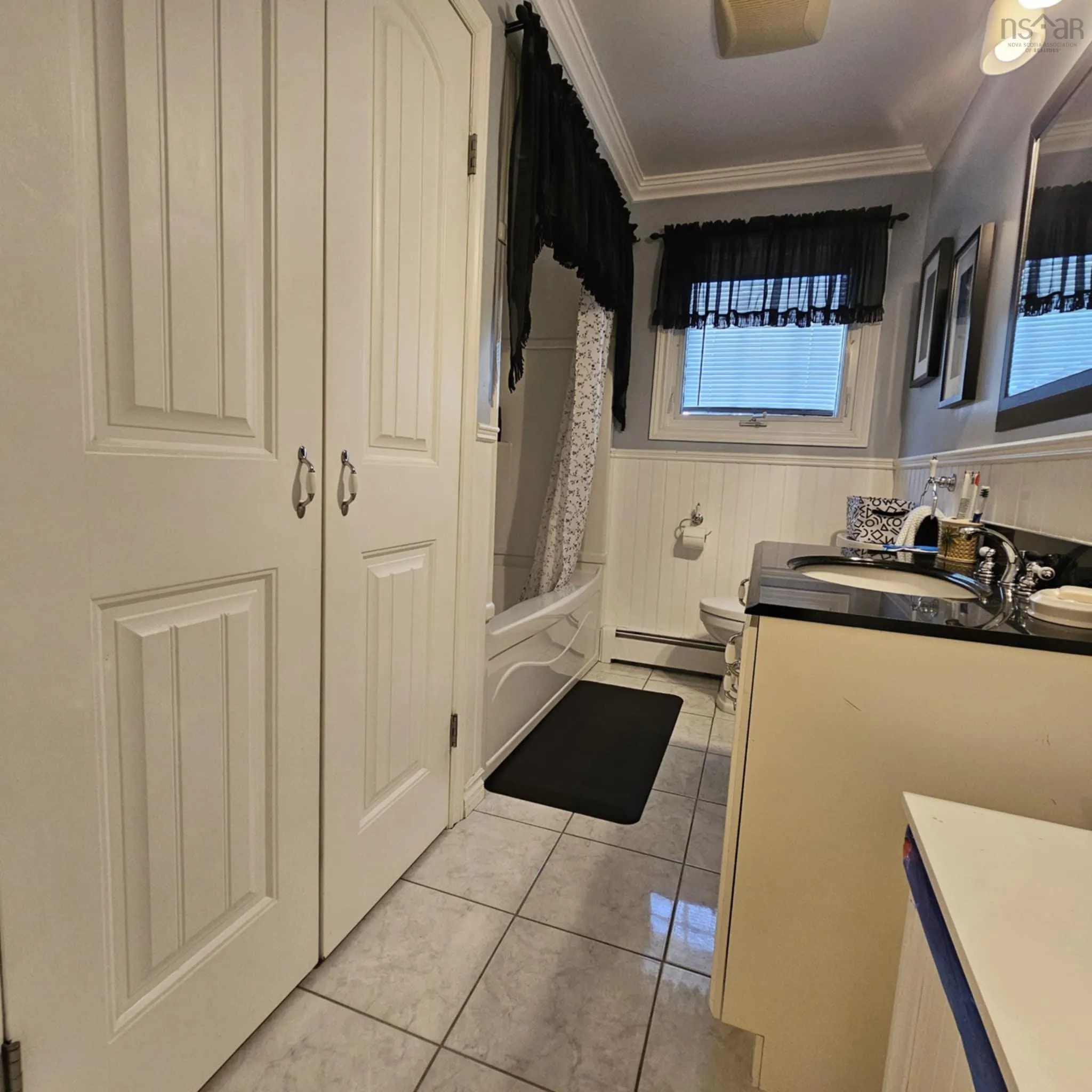 37 Stacey Avenue, North Sydney, NS B2A 3P3, 3 Bedrooms Bedrooms, ,2 BathroomsBathrooms,Residential,For Sale,Stacey,202520766