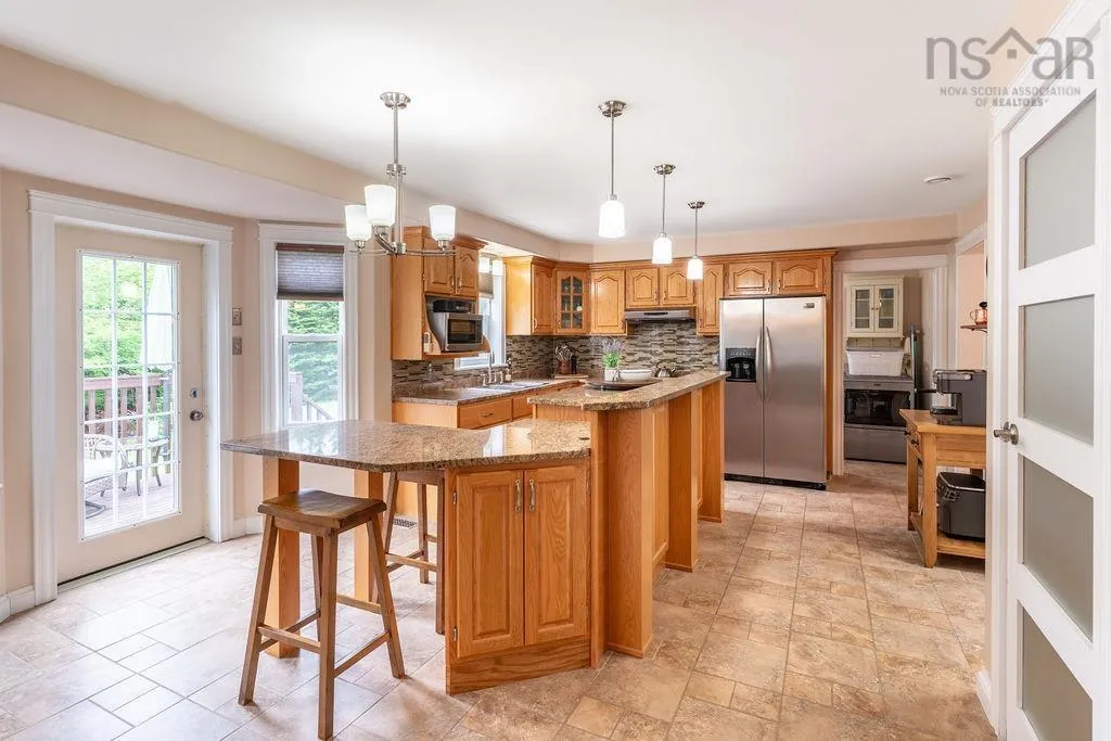 5 Sandy Point Road, Porters Lake, NS B3E 1M9, 4 Bedrooms Bedrooms, ,3 BathroomsBathrooms,Residential,For Sale,Sandy Point,202518405