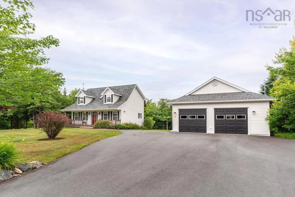 5 Sandy Point Road, Porters Lake, NS B3E 1M9, 4 Bedrooms Bedrooms, ,3 BathroomsBathrooms,Residential,For Sale,Sandy Point,202518405