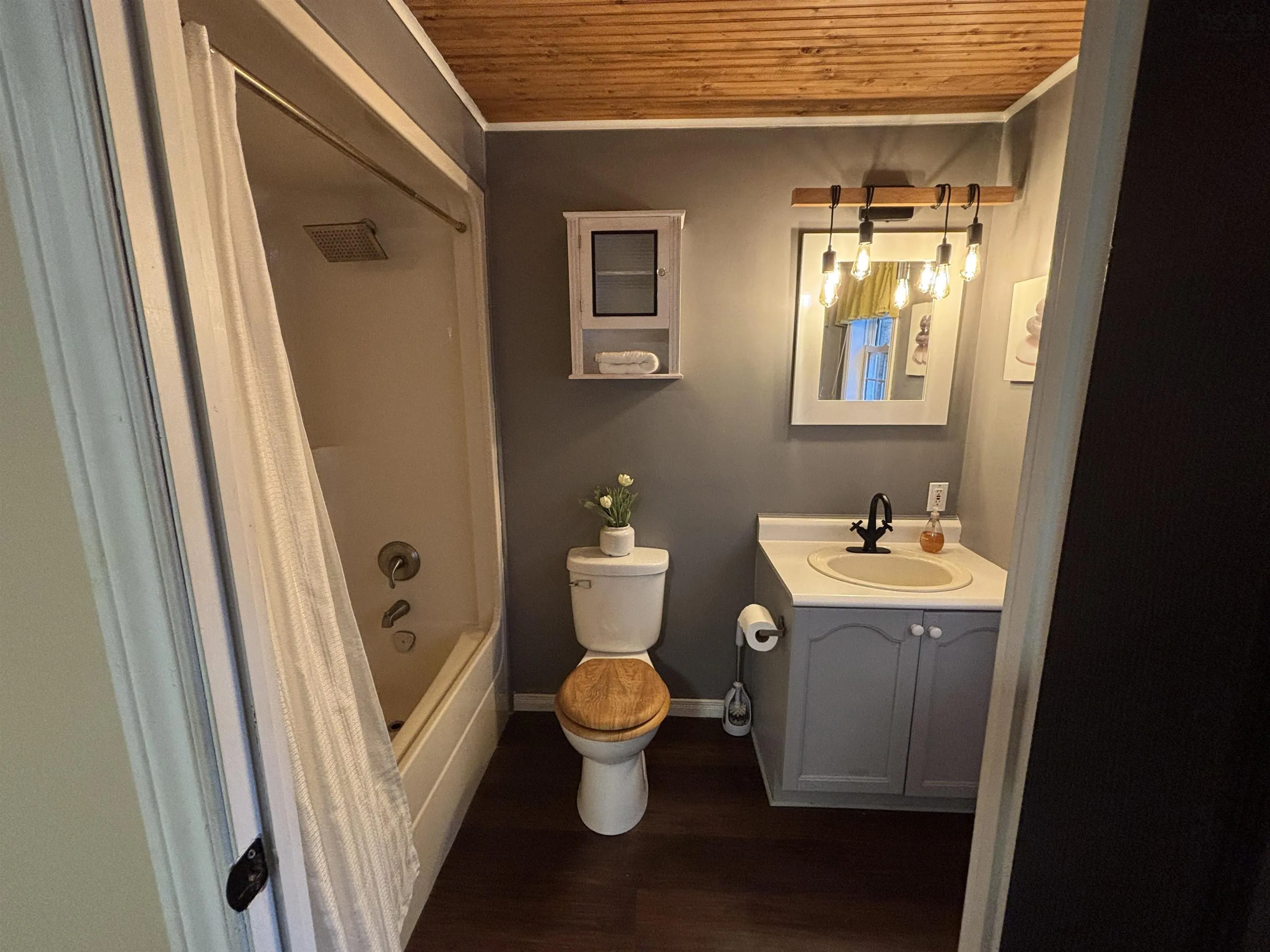 14 Tedbury Crescent, Middle Sackville, NS B4E 2Y7, 2 Bedrooms Bedrooms, ,2 BathroomsBathrooms,Residential,For Sale,Tedbury,202520865