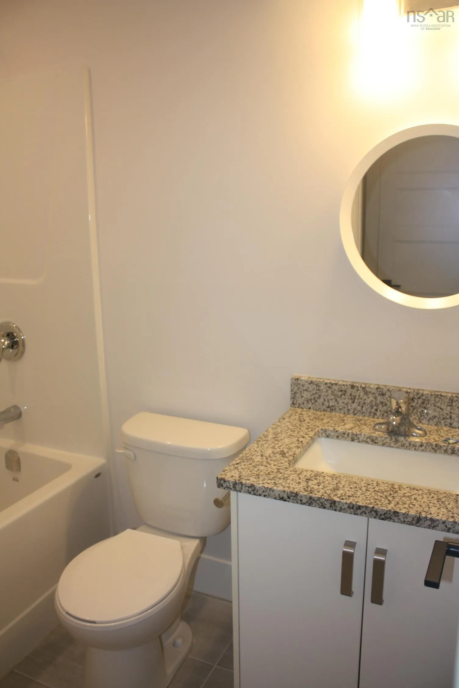 276 Fleetview Drive, Halifax, NS B3M 0L8, 4 Bedrooms Bedrooms, ,4 BathroomsBathrooms,Residential,For Sale,Fleetview,202525253