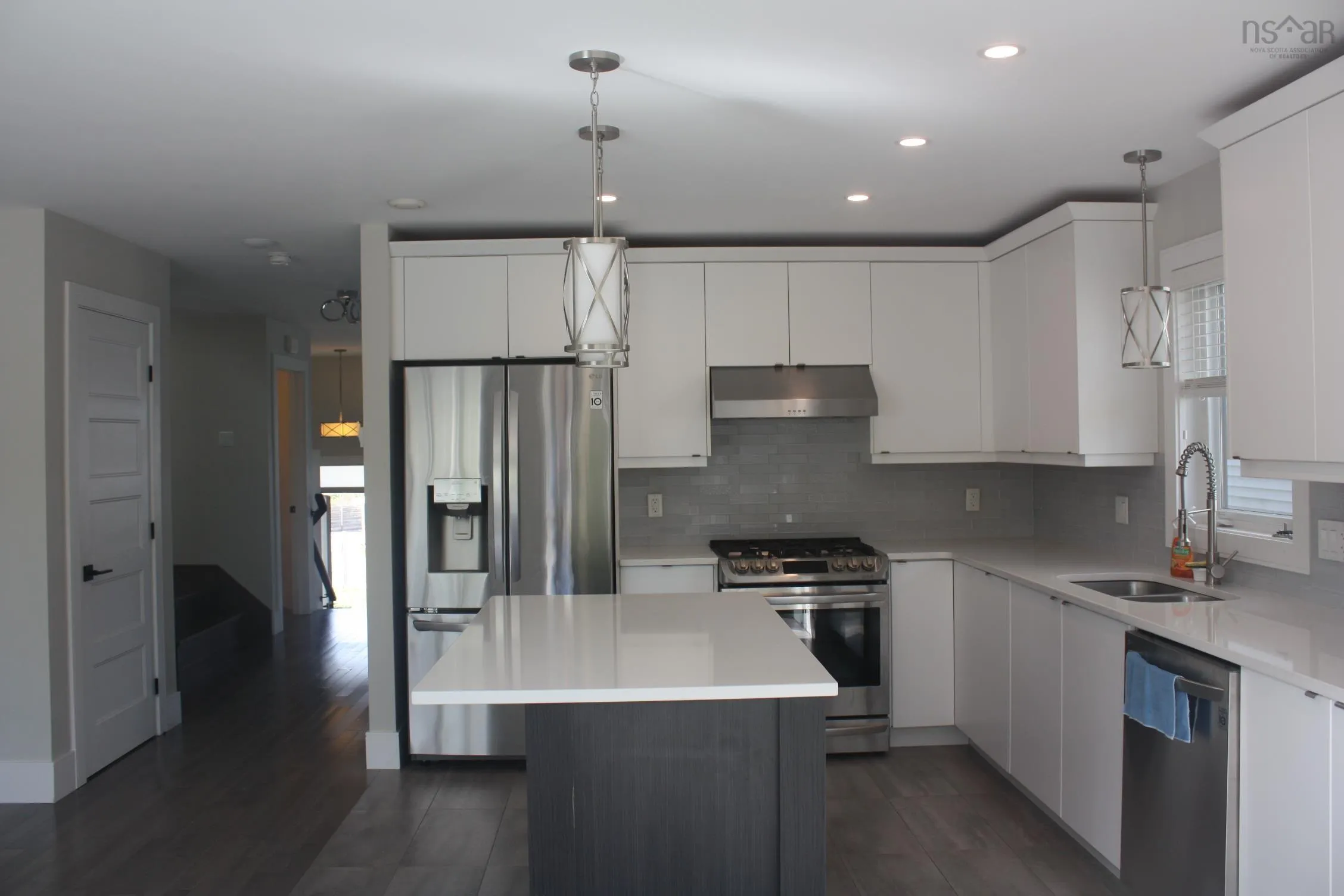 276 Fleetview Drive, Halifax, NS B3M 0L8, 4 Bedrooms Bedrooms, ,4 BathroomsBathrooms,Residential,For Sale,Fleetview,202525253