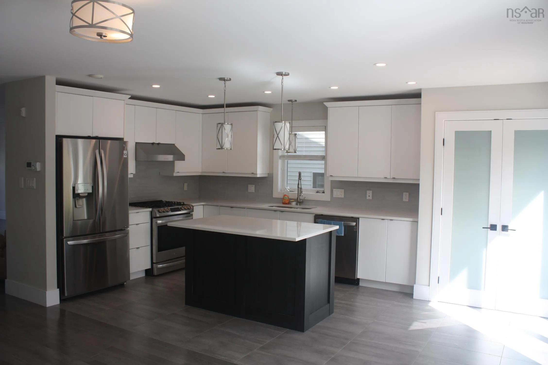 276 Fleetview Drive, Halifax, NS B3M 0L8, 4 Bedrooms Bedrooms, ,4 BathroomsBathrooms,Residential,For Sale,Fleetview,202525253