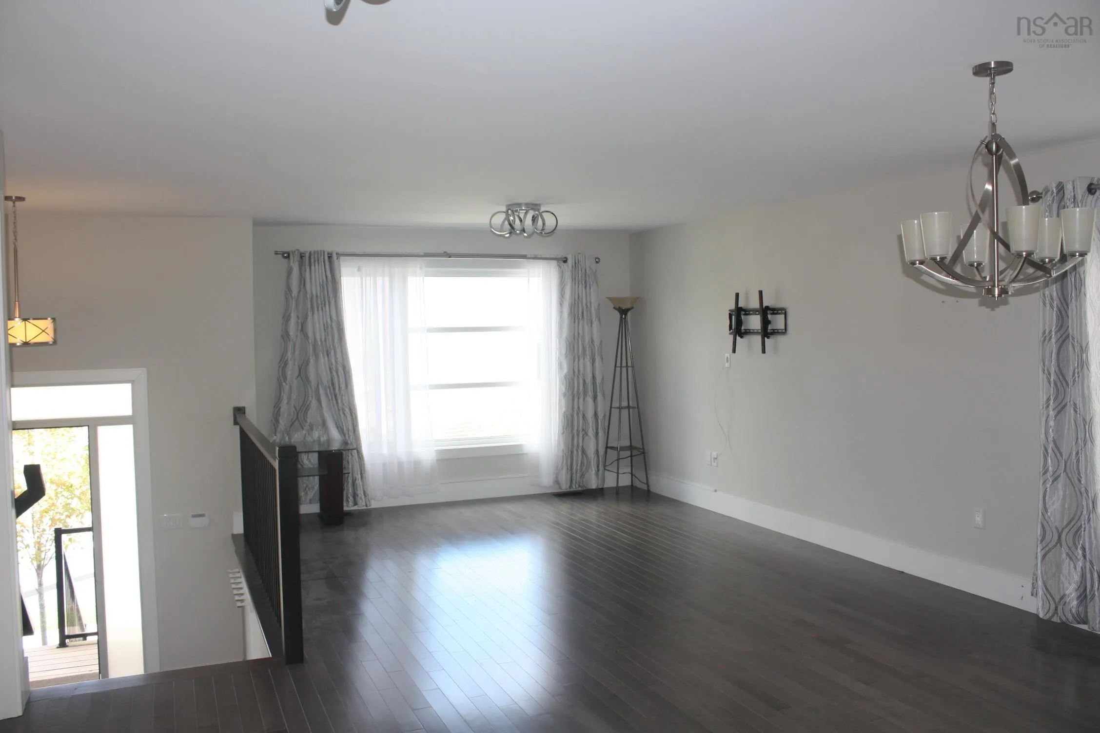 276 Fleetview Drive, Halifax, NS B3M 0L8, 4 Bedrooms Bedrooms, ,4 BathroomsBathrooms,Residential,For Sale,Fleetview,202525253