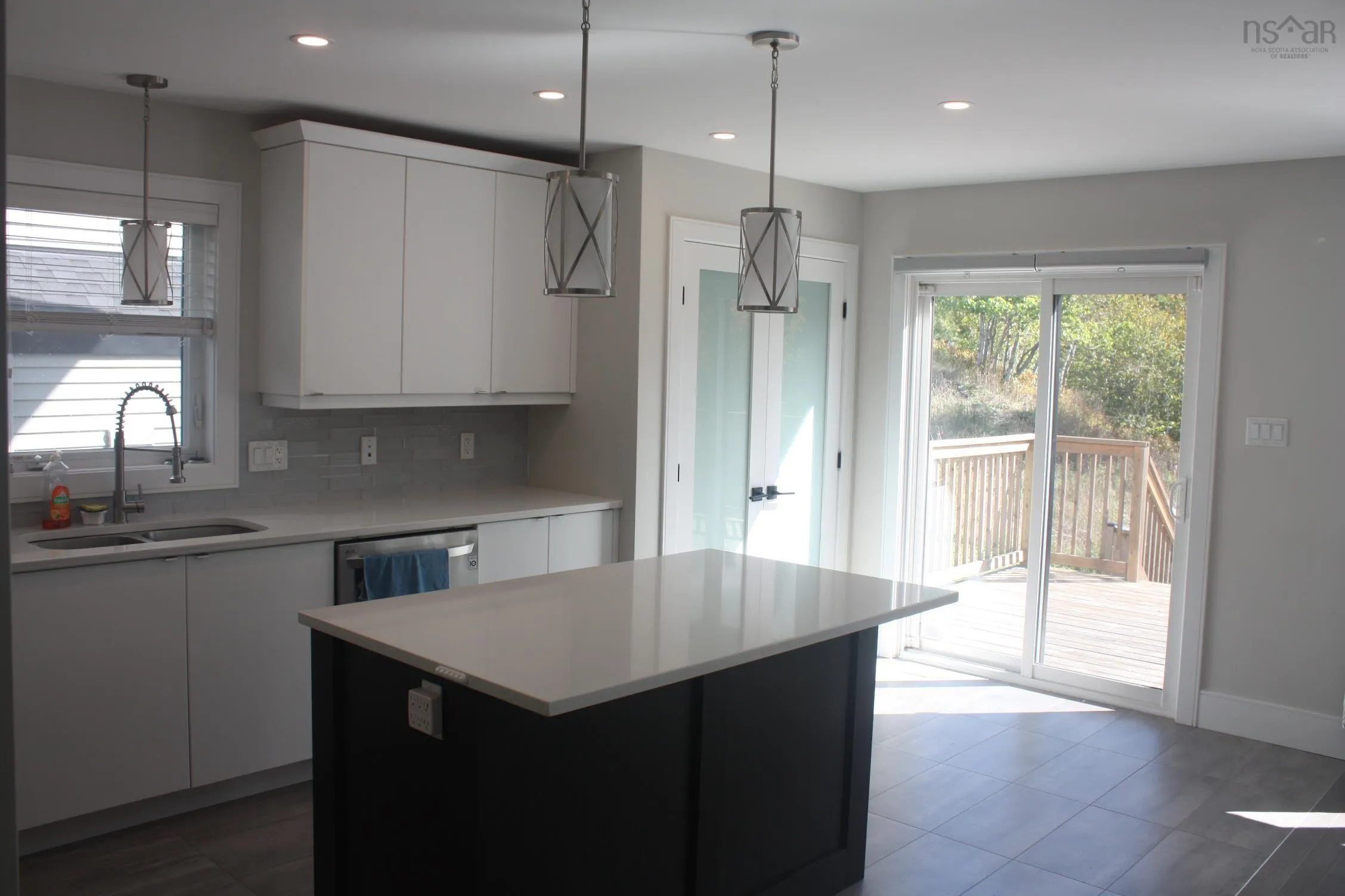 276 Fleetview Drive, Halifax, NS B3M 0L8, 4 Bedrooms Bedrooms, ,4 BathroomsBathrooms,Residential,For Sale,Fleetview,202525253