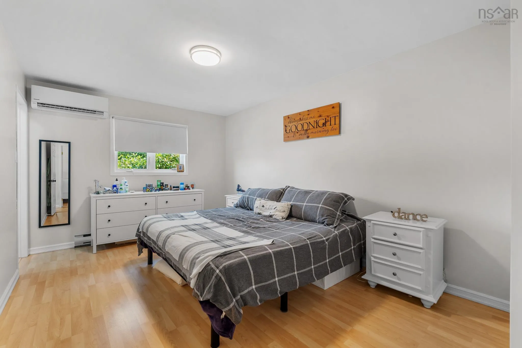 71 Cedar Crescent, Dartmouth, NS B2V 1Y8, 3 Bedrooms Bedrooms, ,3 BathroomsBathrooms,Residential,For Sale,Cedar,202520535