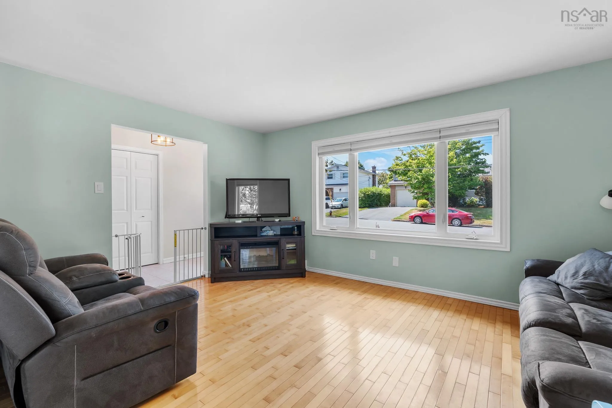 71 Cedar Crescent, Dartmouth, NS B2V 1Y8, 3 Bedrooms Bedrooms, ,3 BathroomsBathrooms,Residential,For Sale,Cedar,202520535
