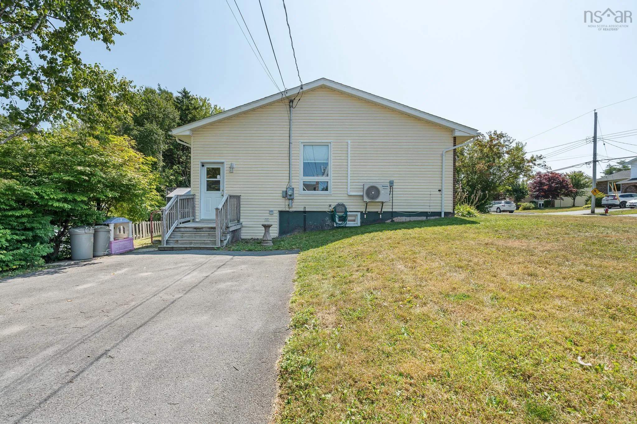 71 Cedar Crescent, Dartmouth, NS B2V 1Y8, 3 Bedrooms Bedrooms, ,3 BathroomsBathrooms,Residential,For Sale,Cedar,202520535