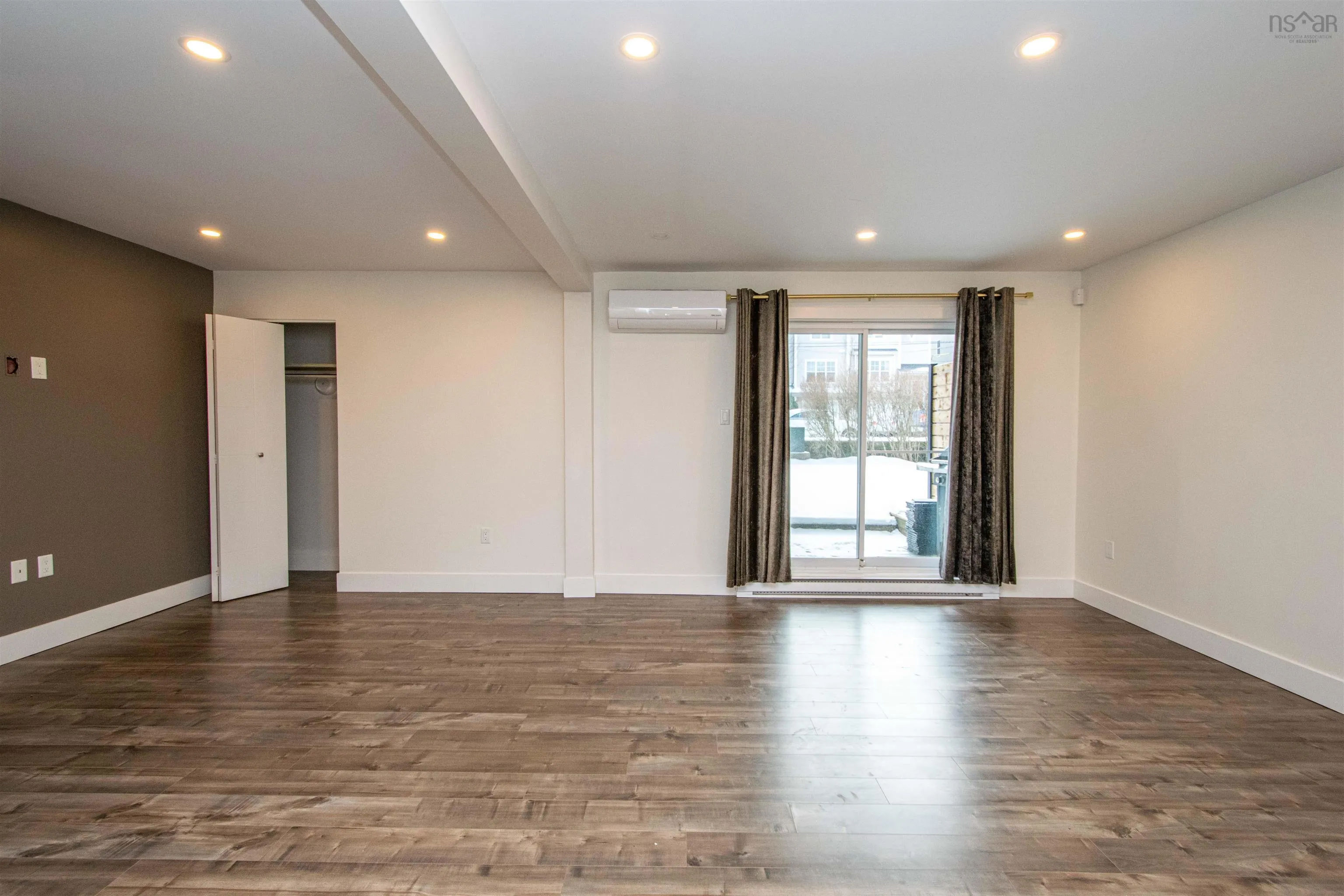 5877 Gainsborough Place, Halifax, NS B3K 5R7, 2 Bedrooms Bedrooms, ,2 BathroomsBathrooms,Residential,For Sale,Gainsborough,202524312
