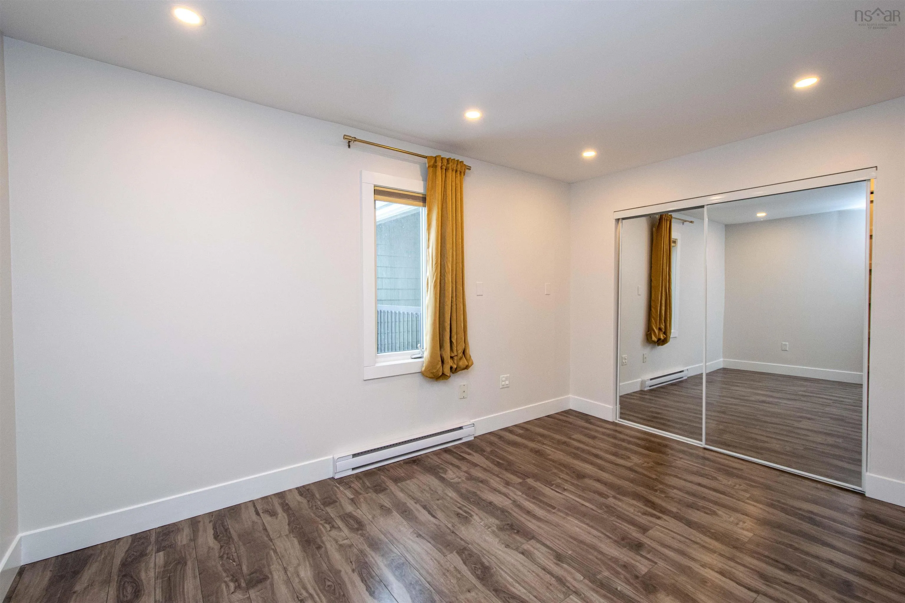 5877 Gainsborough Place, Halifax, NS B3K 5R7, 2 Bedrooms Bedrooms, ,2 BathroomsBathrooms,Residential,For Sale,Gainsborough,202524312