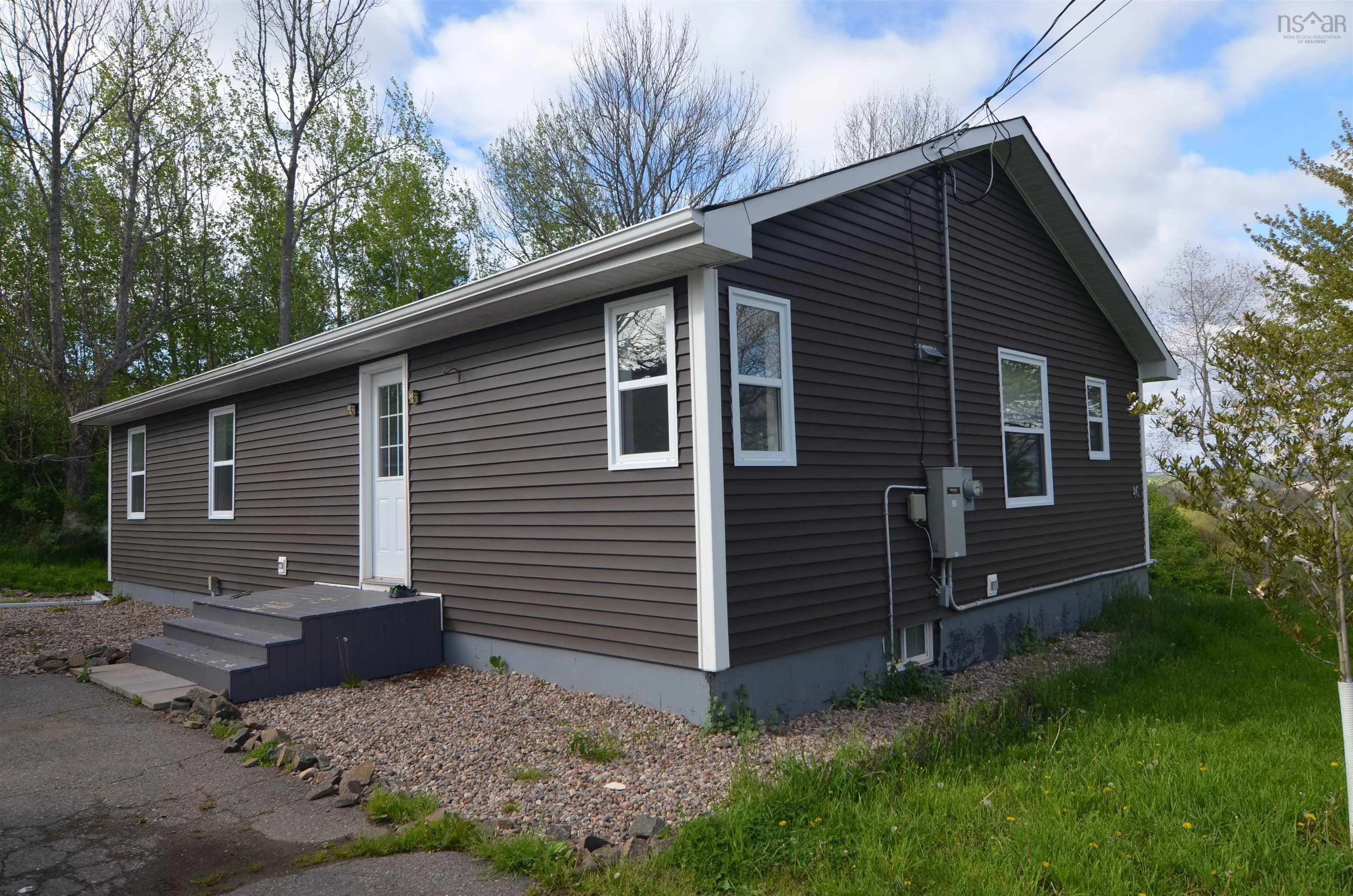 46 Holmes Hill Road Unit A, Hantsport, NS B0P 1P0, 2 Bedrooms Bedrooms, ,2 BathroomsBathrooms,Residential,For Sale,Holmes Hill,202511969