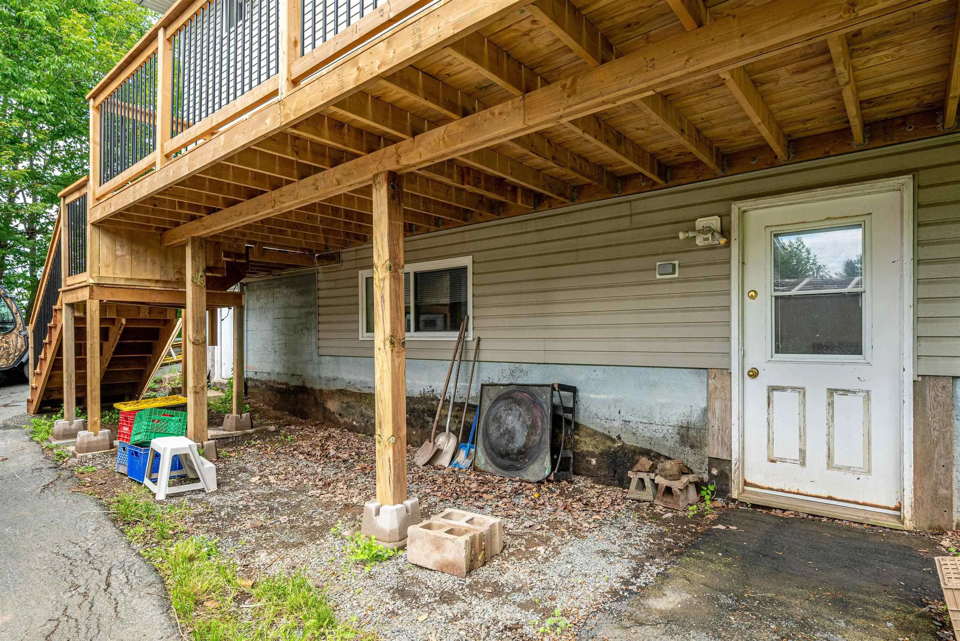 92 First Street, Middle Sackville, NS B4E 1T1, 7 Bedrooms Bedrooms, ,4 BathroomsBathrooms,Residential,For Sale,First,202516651