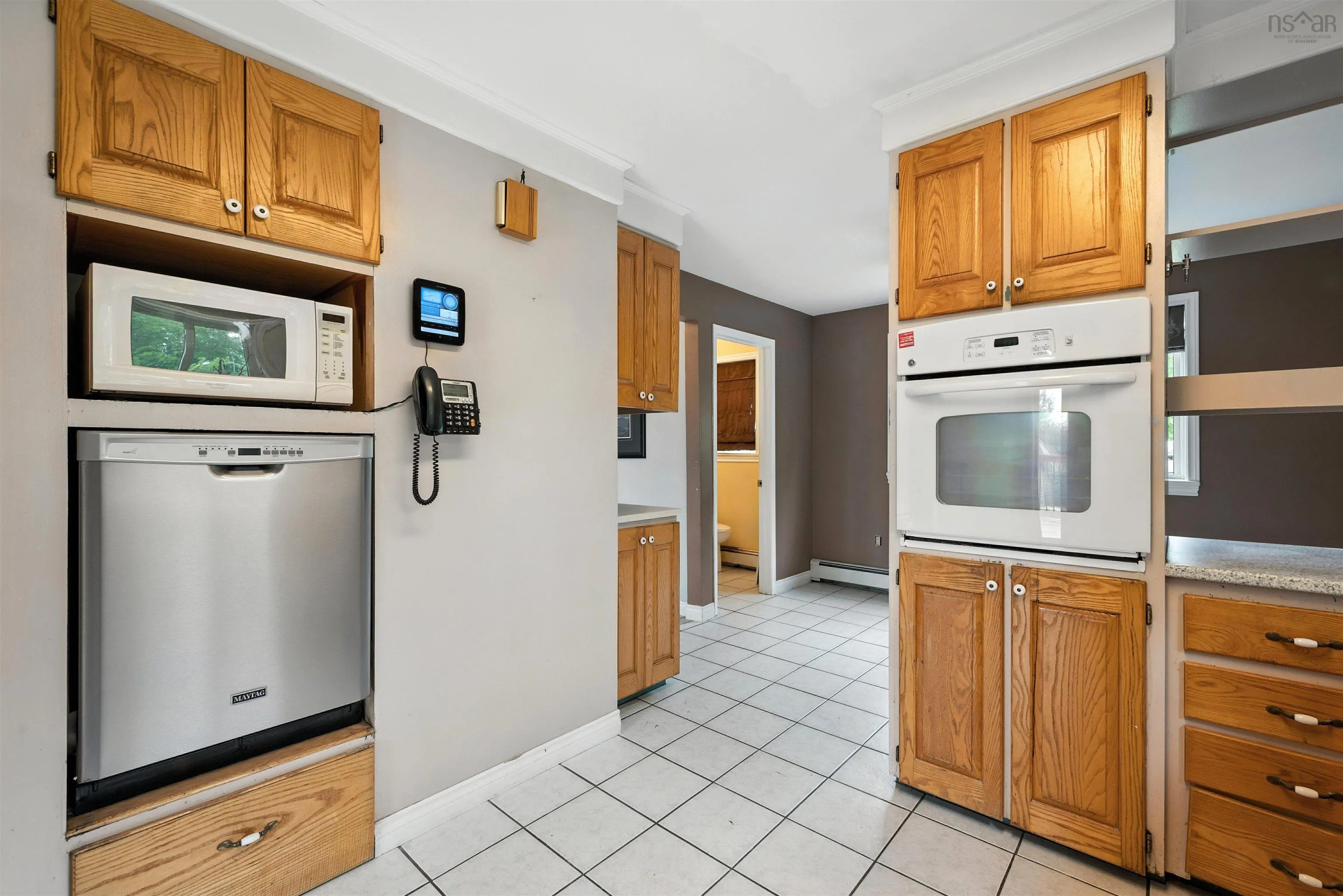 92 First Street, Middle Sackville, NS B4E 1T1, 7 Bedrooms Bedrooms, ,4 BathroomsBathrooms,Residential,For Sale,First,202516651