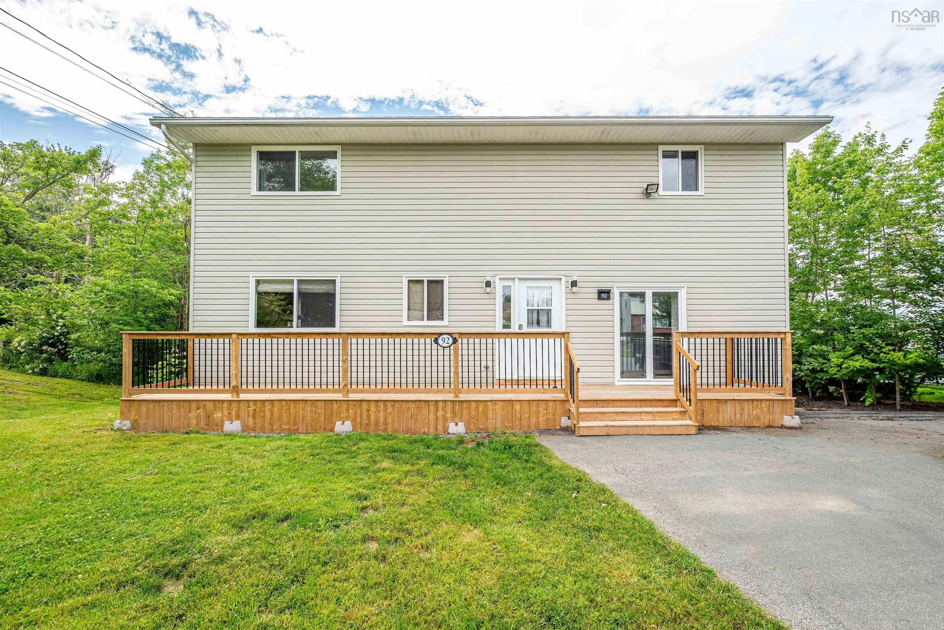 92 First Street, Middle Sackville, NS B4E 1T1, 7 Bedrooms Bedrooms, ,4 BathroomsBathrooms,Residential,For Sale,First,202516651
