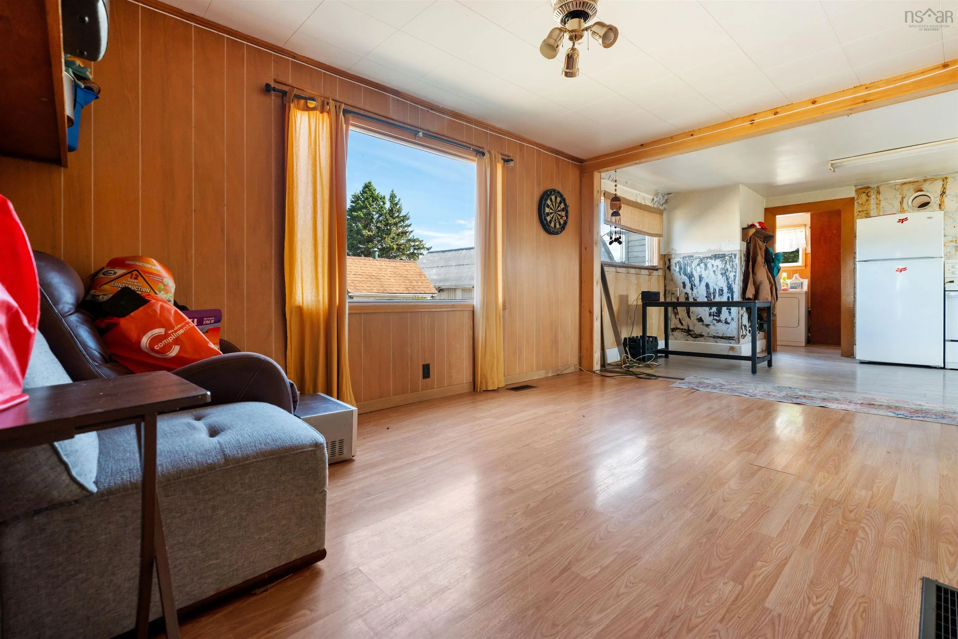 248 Mill Street, Parrsboro, NS B0M 1S0, 2 Bedrooms Bedrooms, ,1 BathroomBathrooms,Residential,For Sale,Mill,202521322