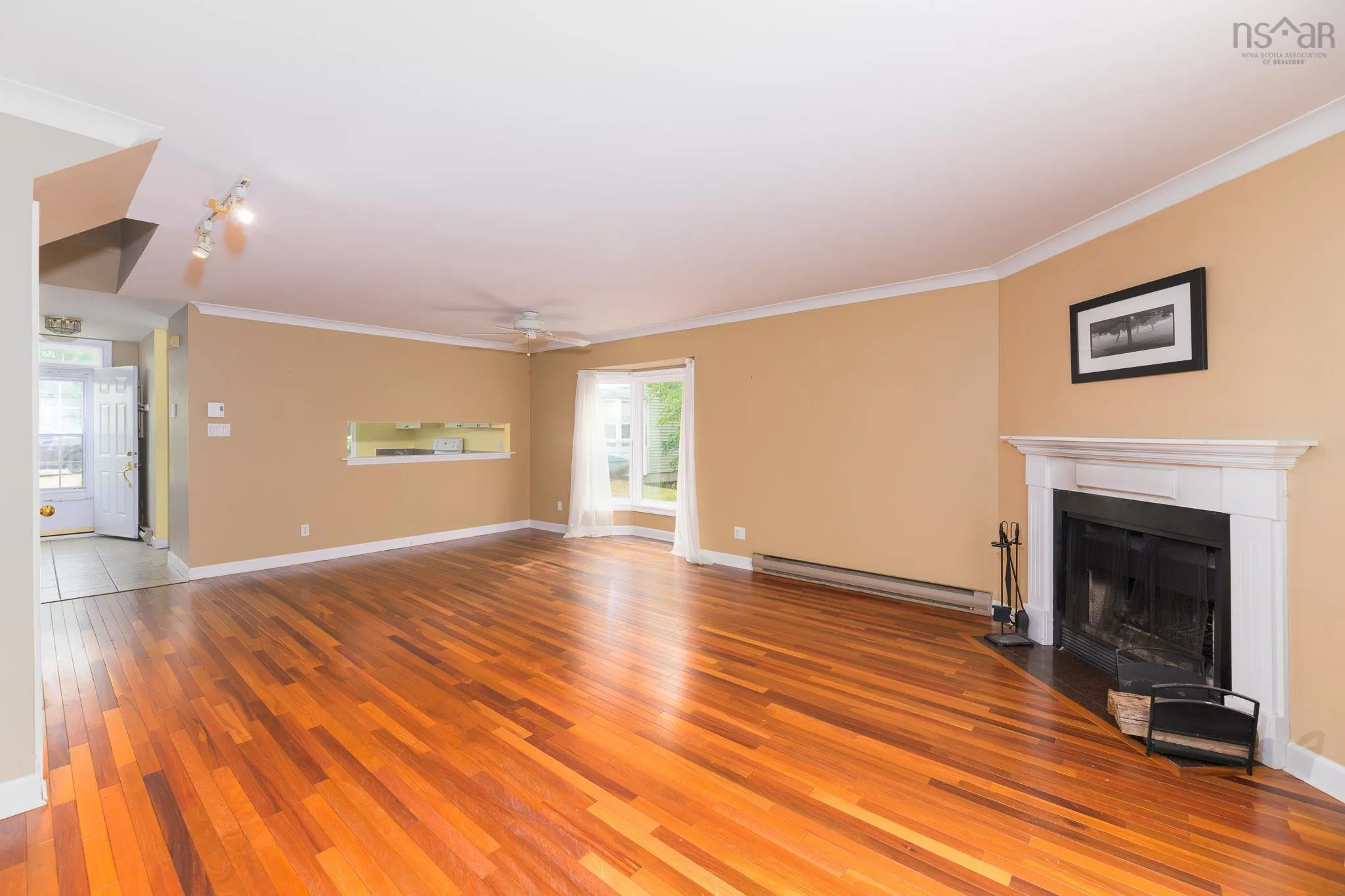 158 Rutledge Street, Bedford, NS B4A 1X6, 3 Bedrooms Bedrooms, ,2 BathroomsBathrooms,Residential,For Sale,Rutledge,202519745