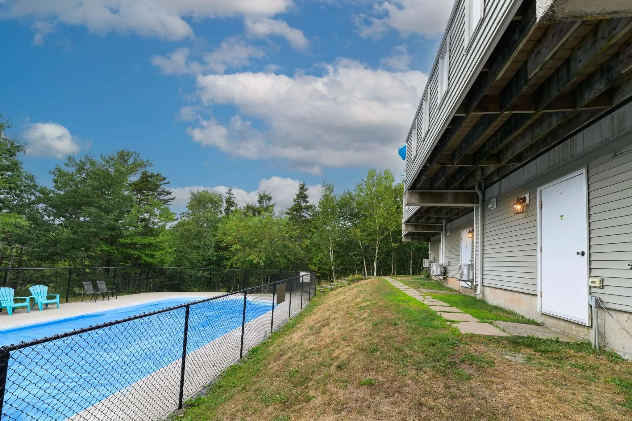 158 Rutledge Street, Bedford, NS B4A 1X6, 3 Bedrooms Bedrooms, ,2 BathroomsBathrooms,Residential,For Sale,Rutledge,202519745