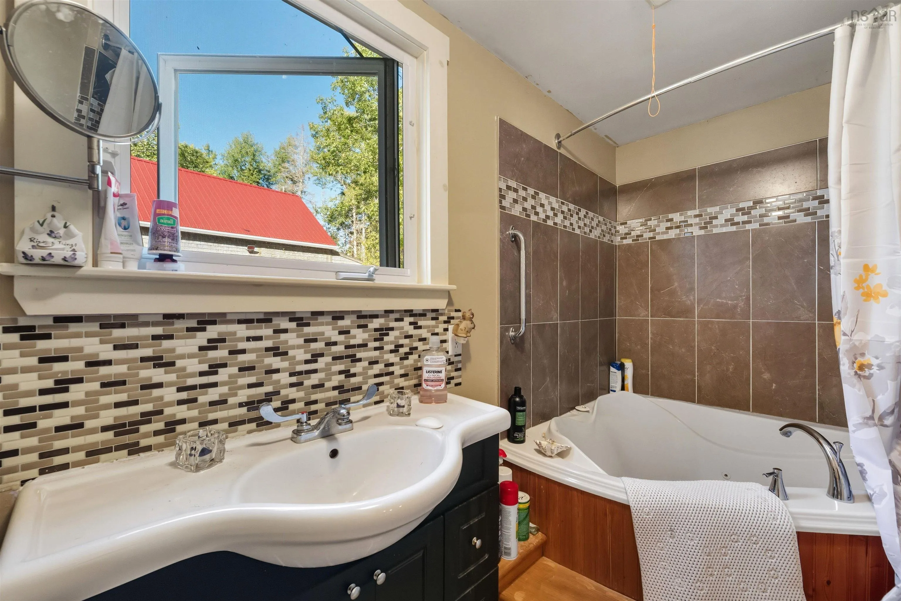 163 Hogan Road, Upper Vaughan, NS B0N 2T0, 3 Bedrooms Bedrooms, ,2 BathroomsBathrooms,Residential,For Sale,Hogan,202523253