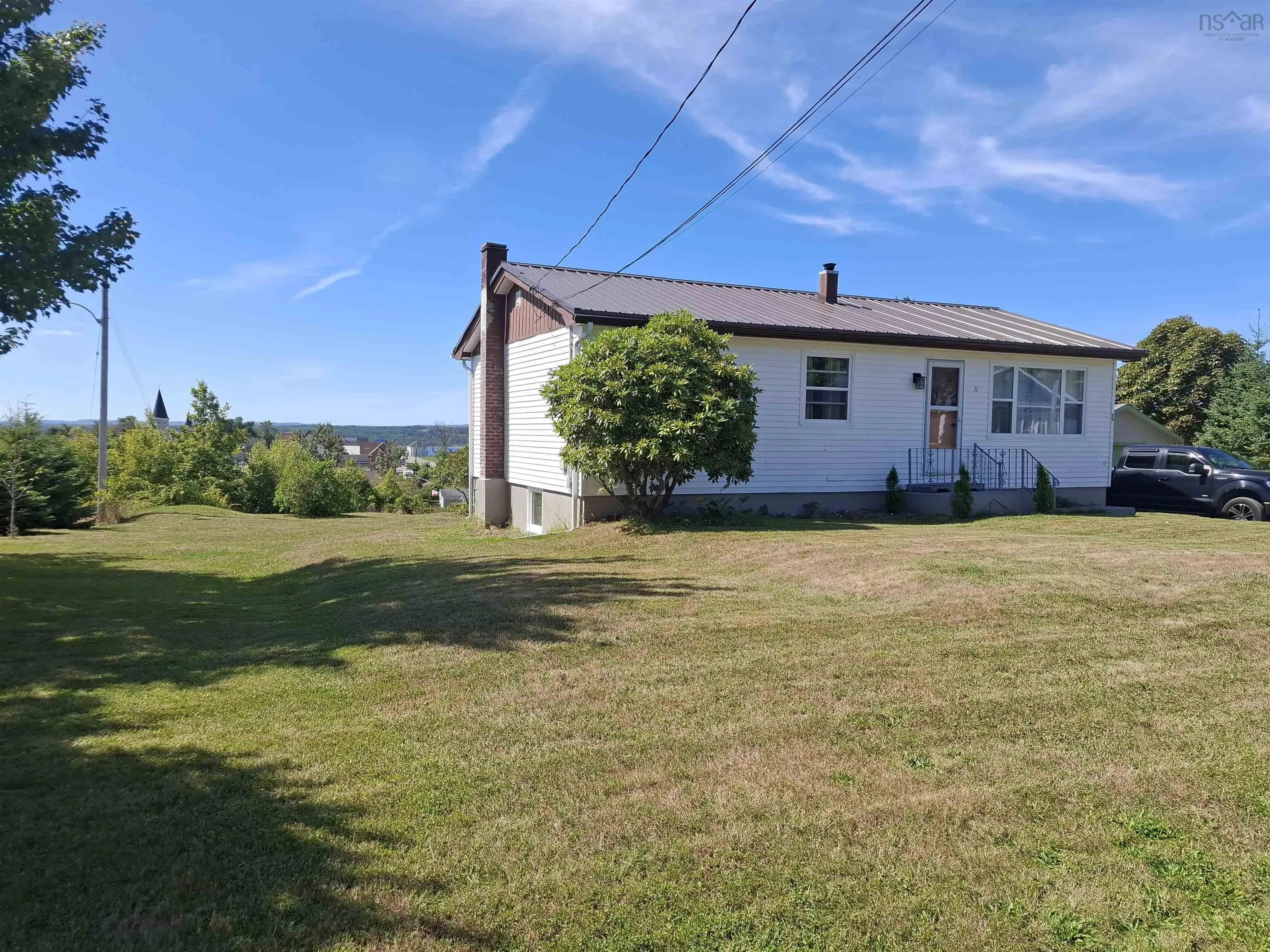 11 Bison, Whitney Pier, NS B1N 1P5, 3 Bedrooms Bedrooms, ,2 BathroomsBathrooms,Residential,For Sale,Bison,202522167