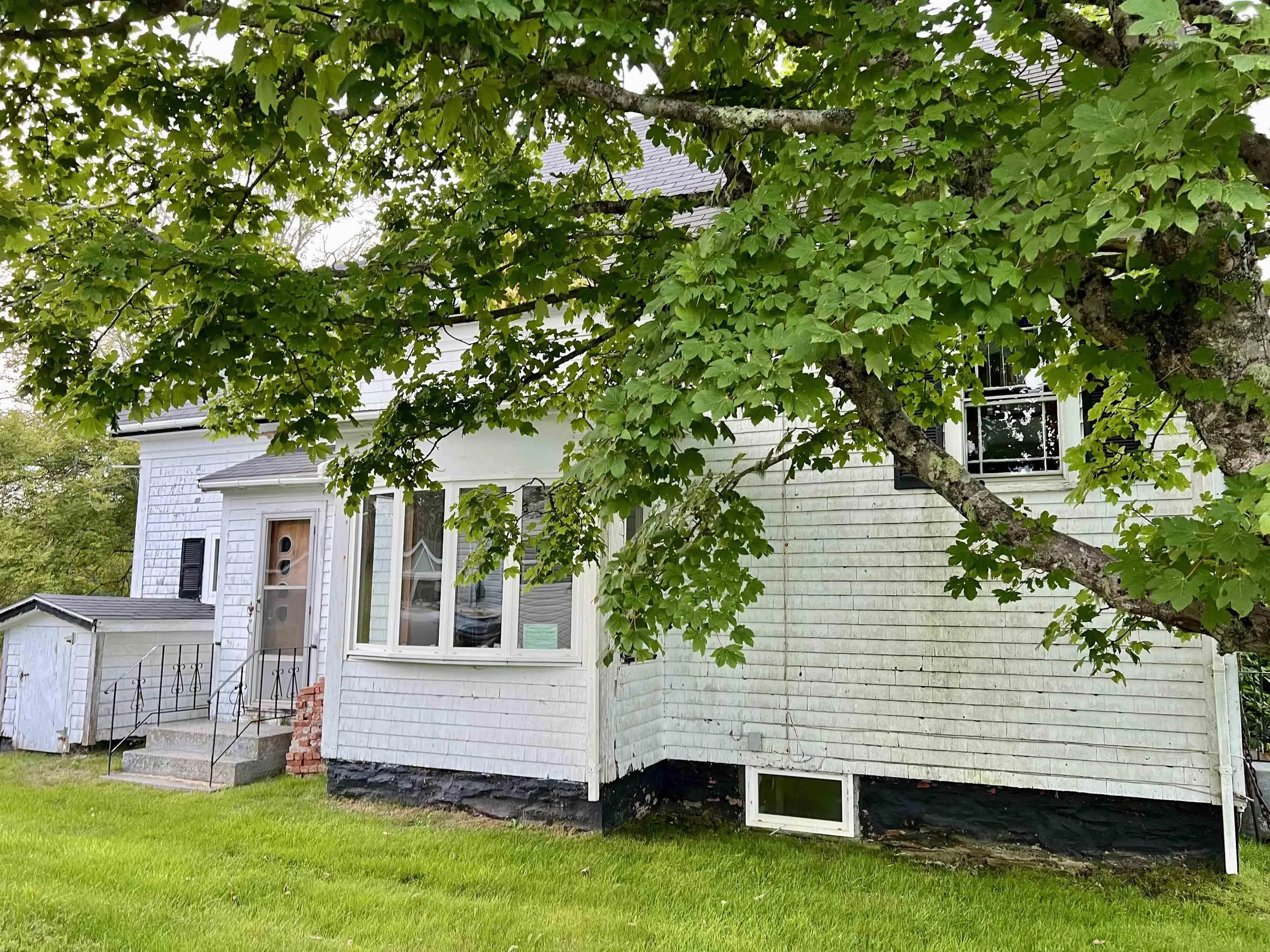 1042 335 Highway, Middle West Pubnico Ns B0w 2m0, 3 Bedrooms Bedrooms, ,2 BathroomsBathrooms,Residential,For Sale,335,202420770