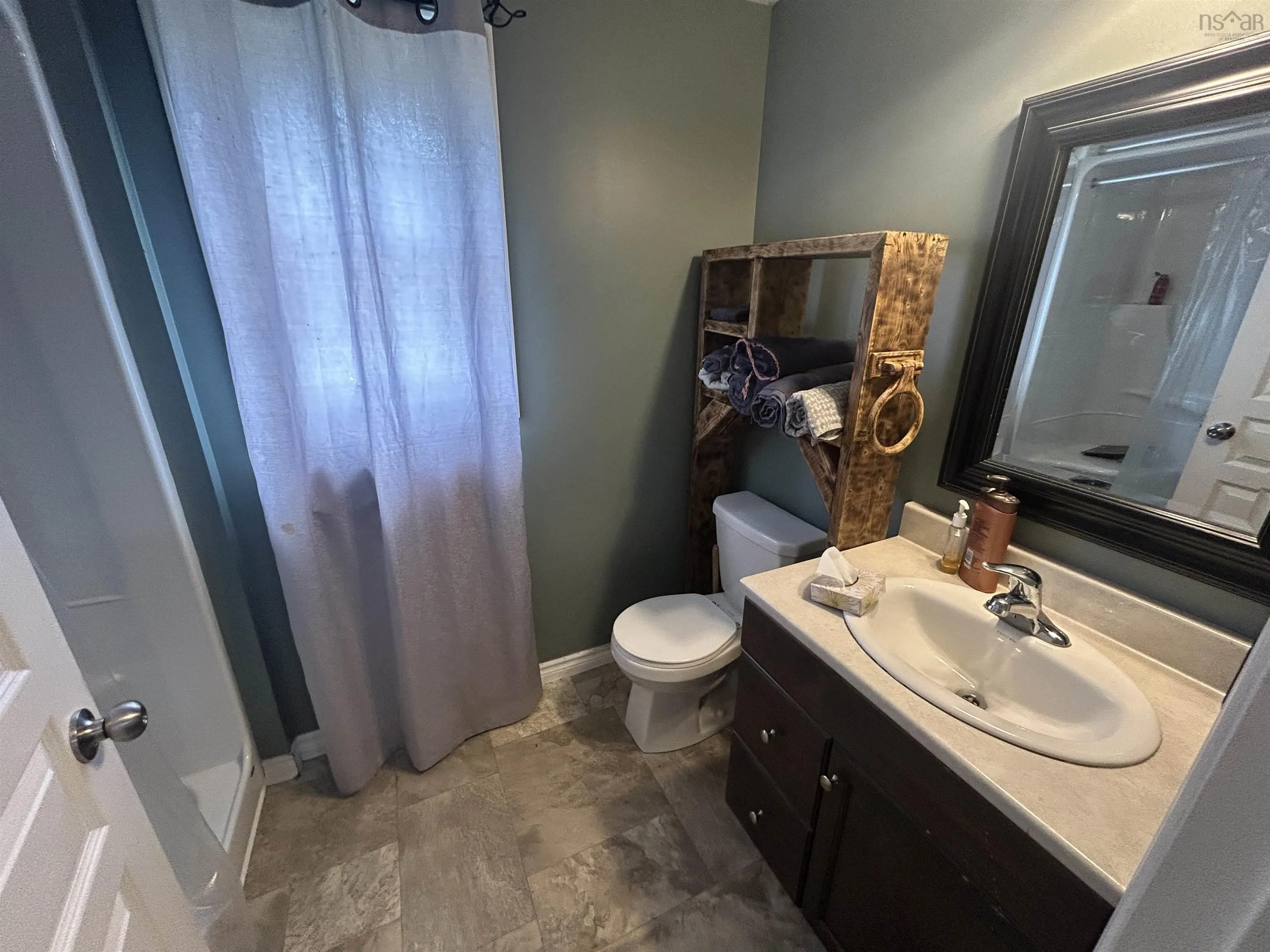 32 Rogers Drive, Lower South River, NS B2G 0E7, 3 Bedrooms Bedrooms, ,2 BathroomsBathrooms,Residential,For Sale,Rogers Drive,202520506
