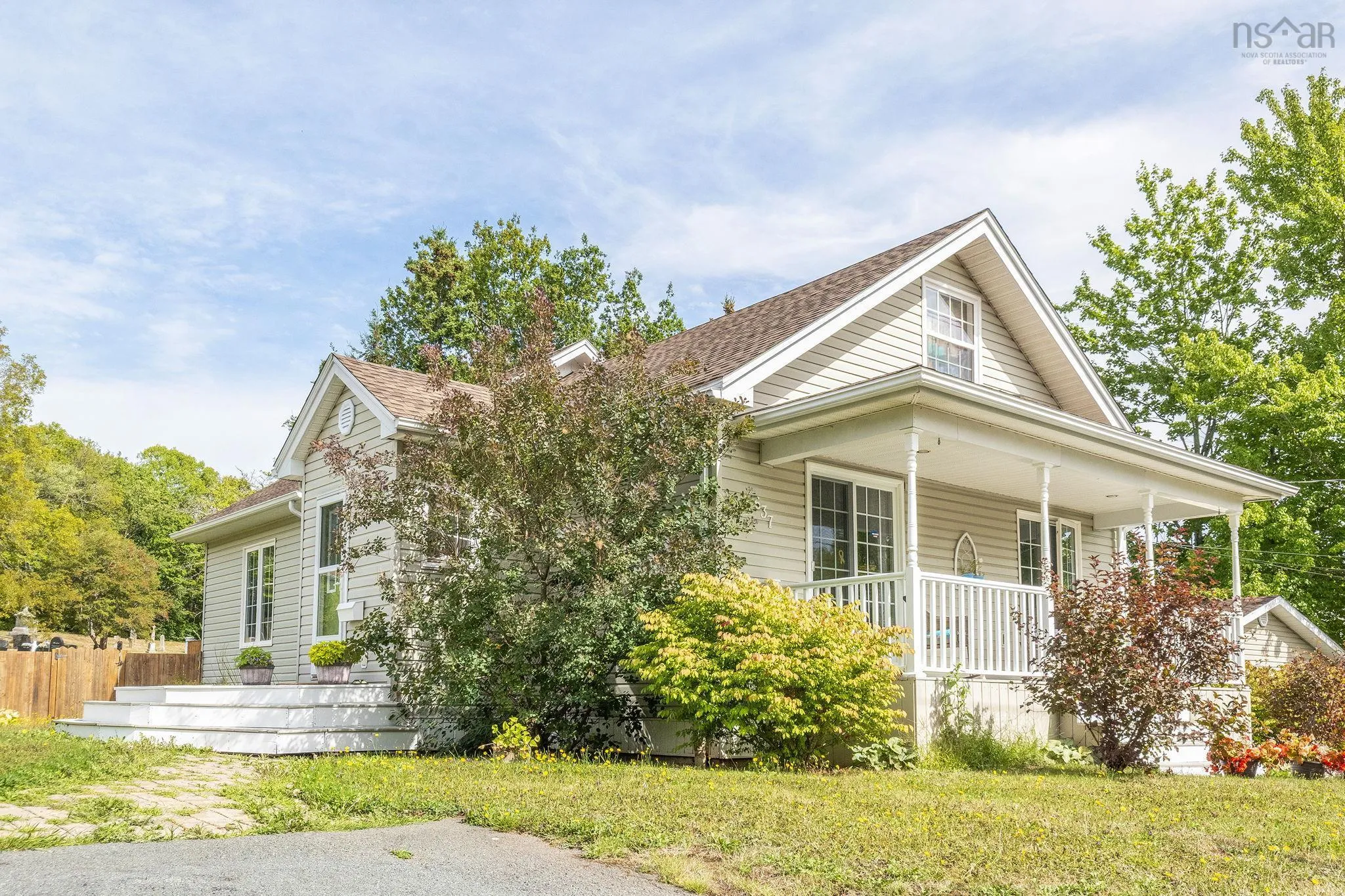 637 Wiley Avenue, Windsor, NS B0N 2T0, 4 Bedrooms Bedrooms, ,2 BathroomsBathrooms,Residential,For Sale,Wiley,202516697
