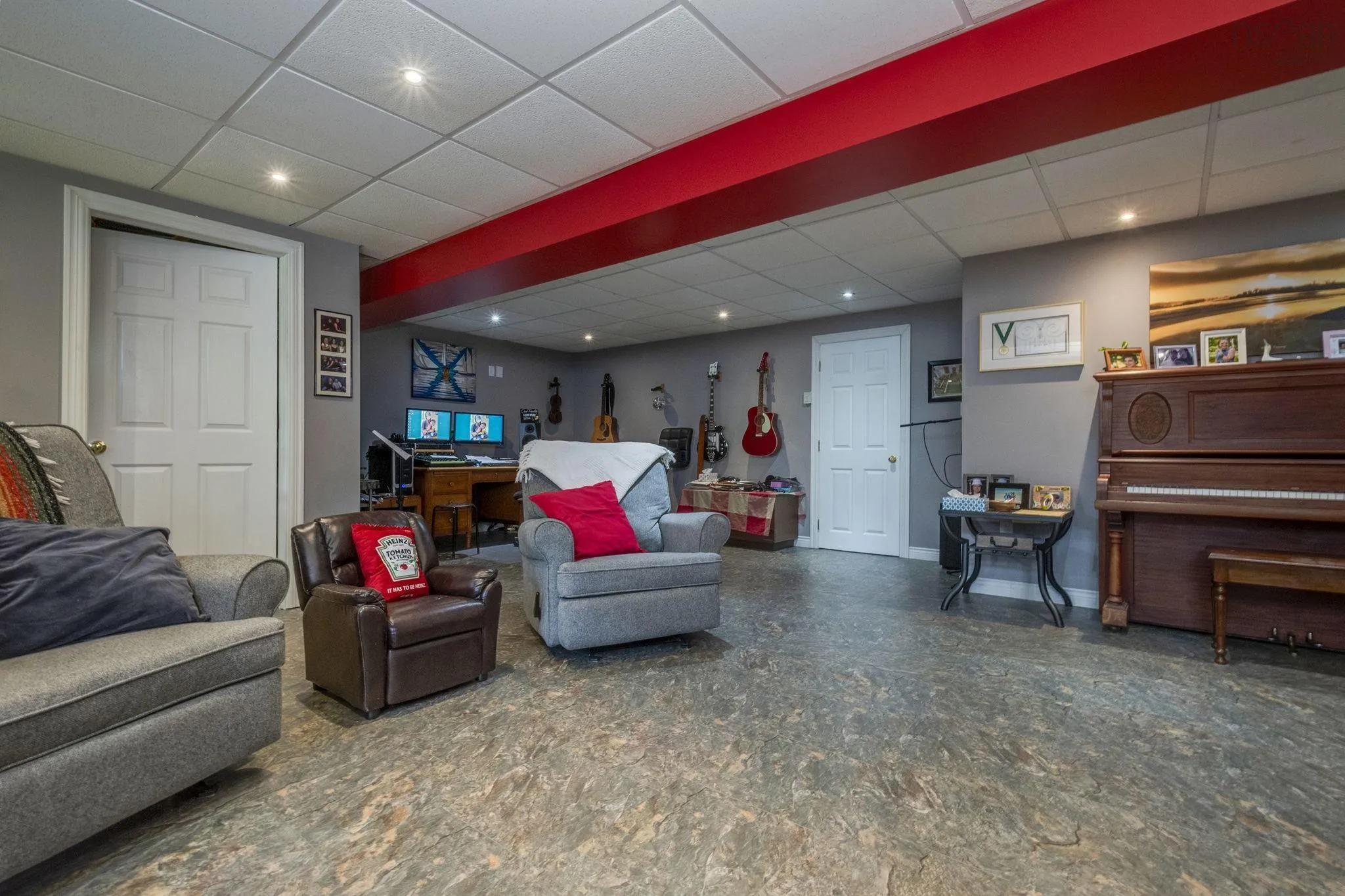 637 Wiley Avenue, Windsor, NS B0N 2T0, 4 Bedrooms Bedrooms, ,2 BathroomsBathrooms,Residential,For Sale,Wiley,202516697