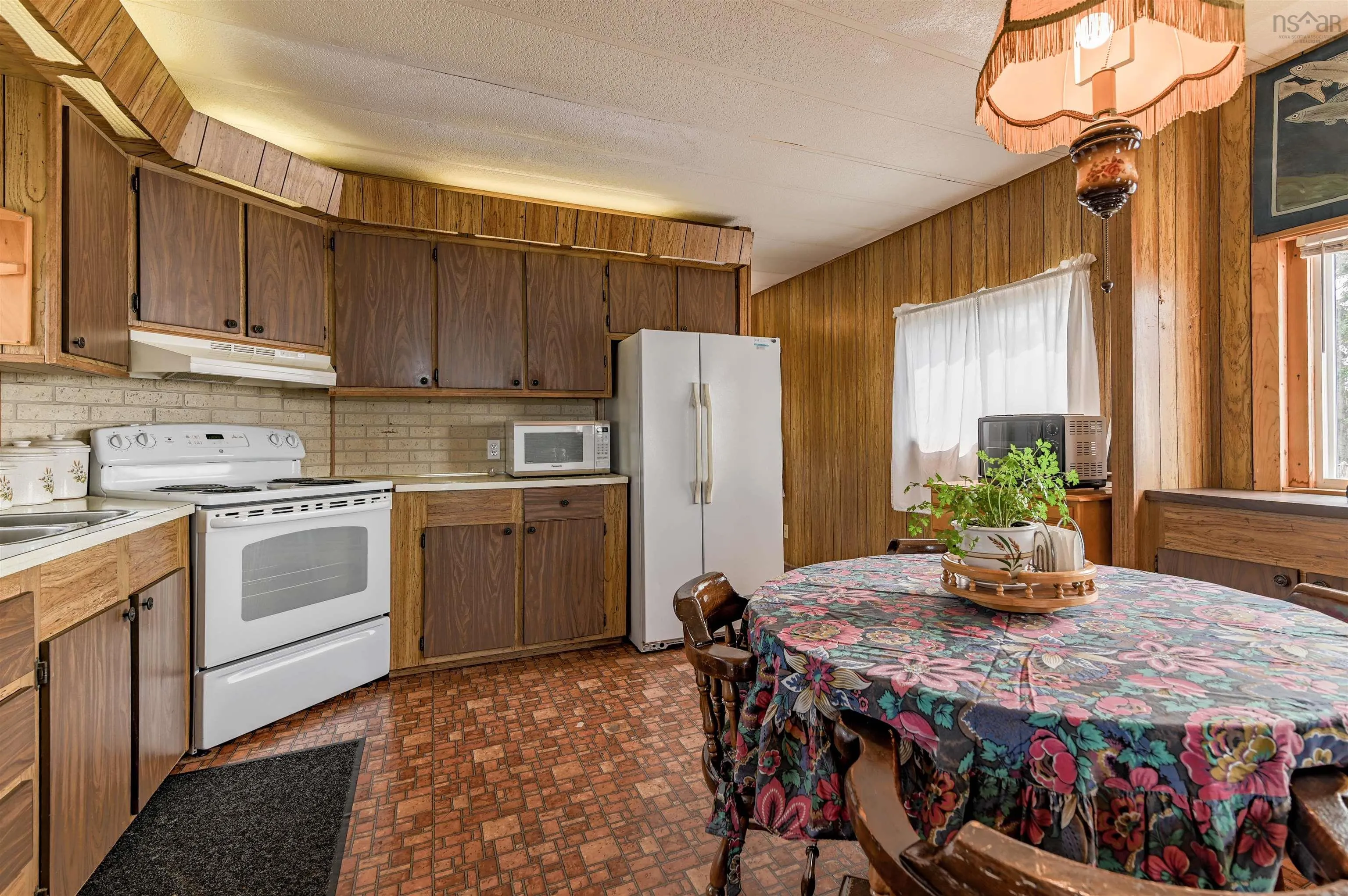 1472 Cape Split Rd, Scots Bay, NS B0P 1H0, 5 Bedrooms Bedrooms, ,1 BathroomBathrooms,Residential,For Sale,Cape Split Rd,202523237