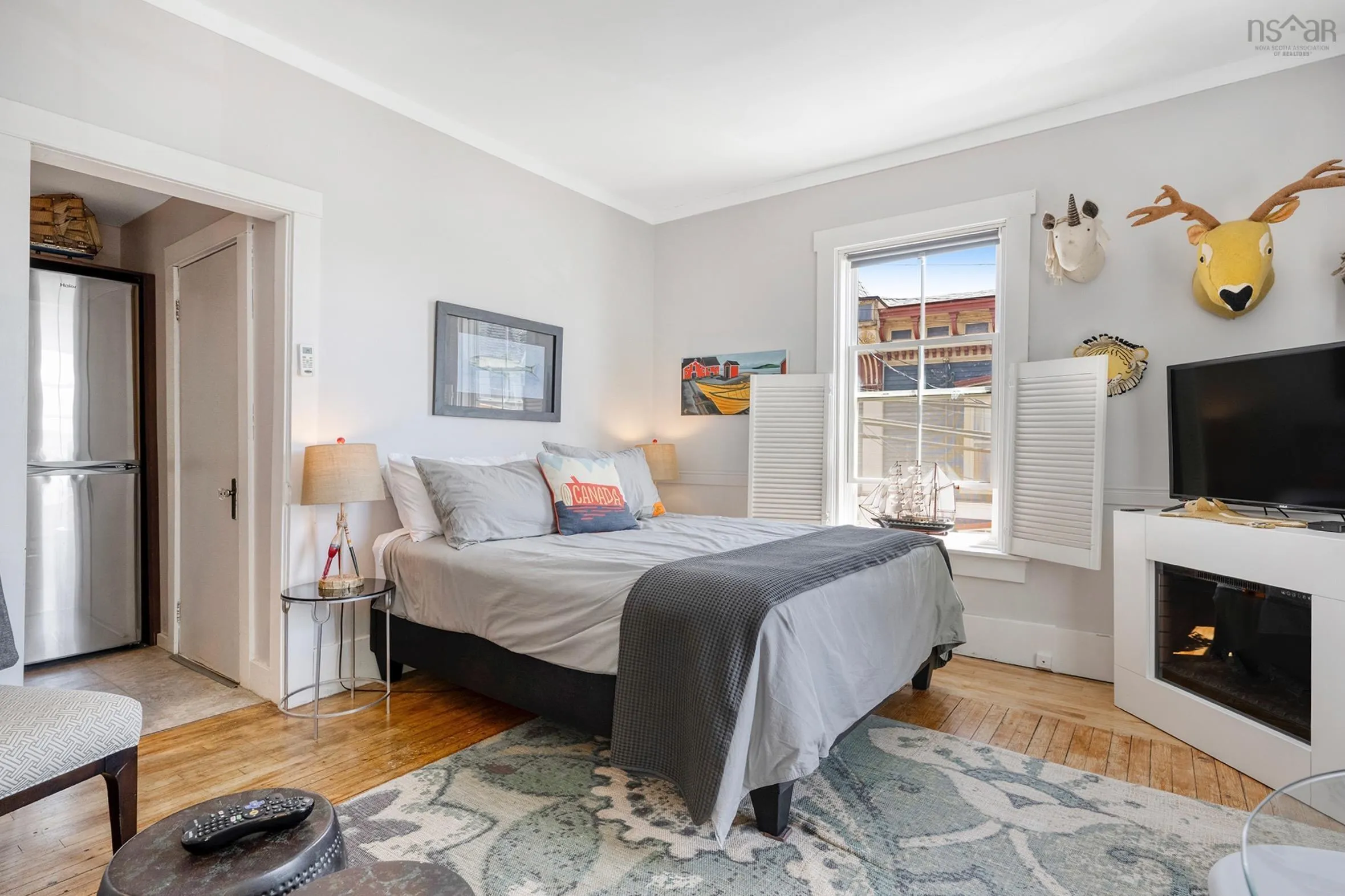 145 Lincoln Street, Lunenburg Ns B0j 2c0, 6 Bedrooms Bedrooms, ,Residential Income,For Sale,Lincoln,202413227