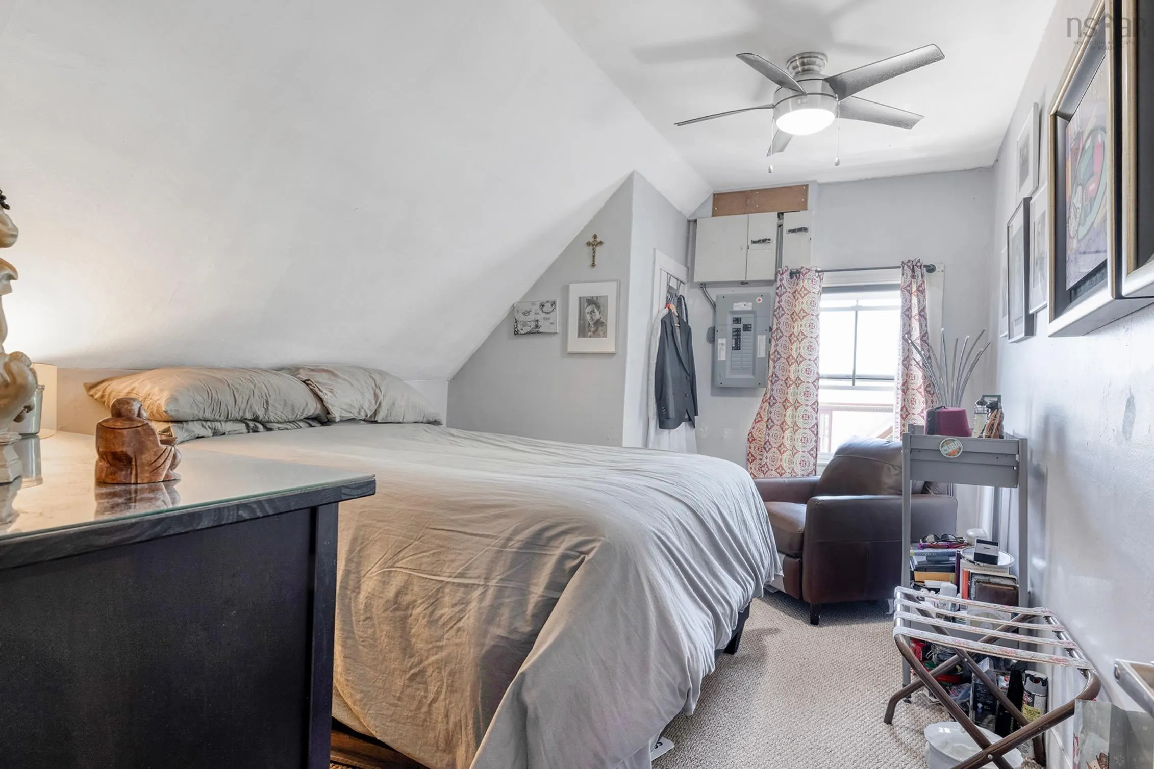 145 Lincoln Street, Lunenburg Ns B0j 2c0, 6 Bedrooms Bedrooms, ,Residential Income,For Sale,Lincoln,202413227