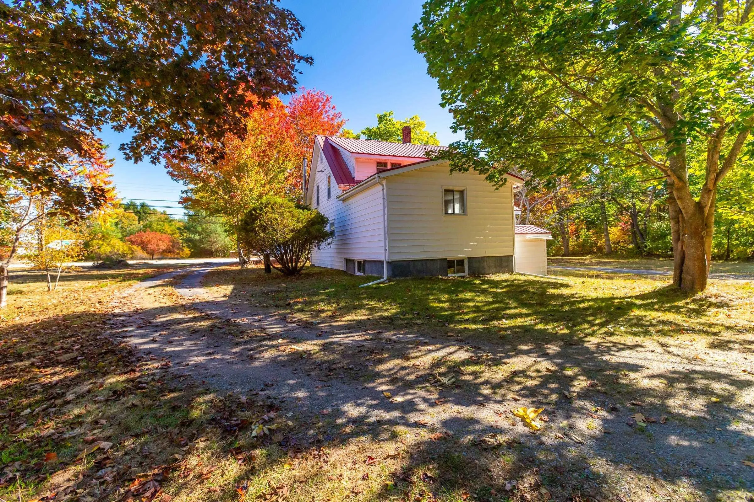 9098 Highway 10, Nictaux, NS B0S 1P0, 4 Bedrooms Bedrooms, ,1 BathroomBathrooms,Residential,For Sale,Highway 10,202525653