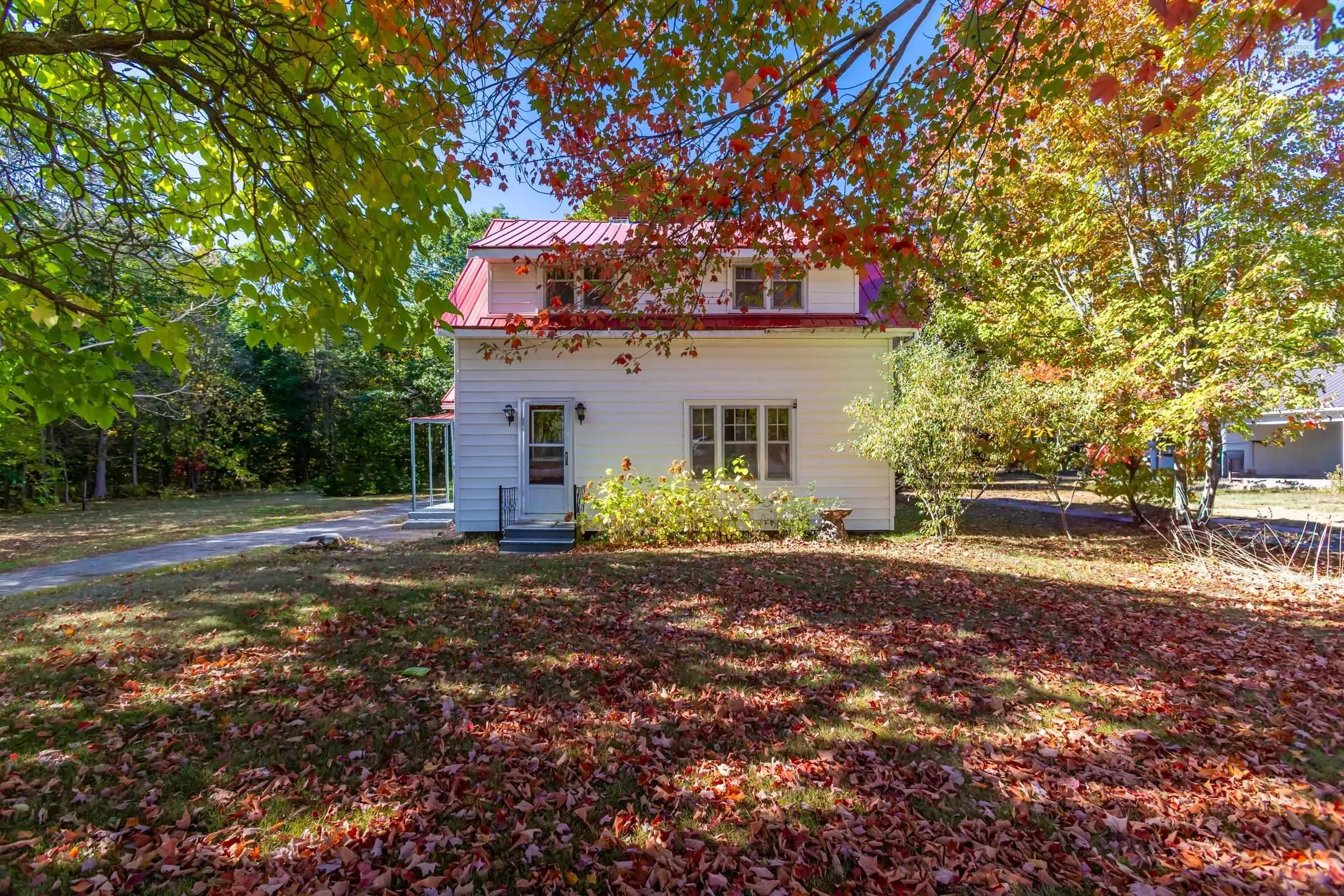 9098 Highway 10, Nictaux, NS B0S 1P0, 4 Bedrooms Bedrooms, ,1 BathroomBathrooms,Residential,For Sale,Highway 10,202525653