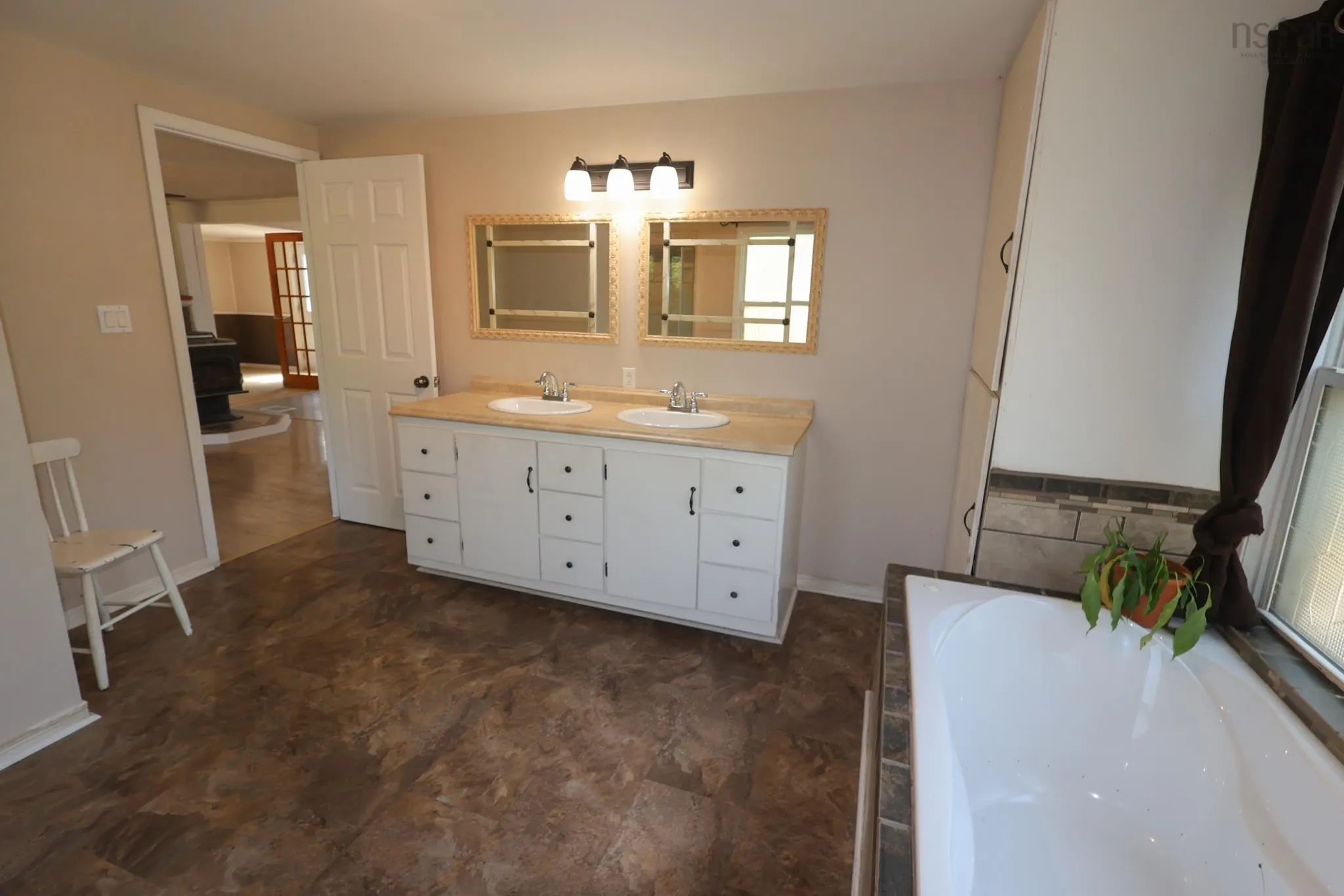 10524 Highway 8, Caledonia, NS B0T 1B0, 3 Bedrooms Bedrooms, ,1 BathroomBathrooms,Residential,For Sale,Highway 8,202521619
