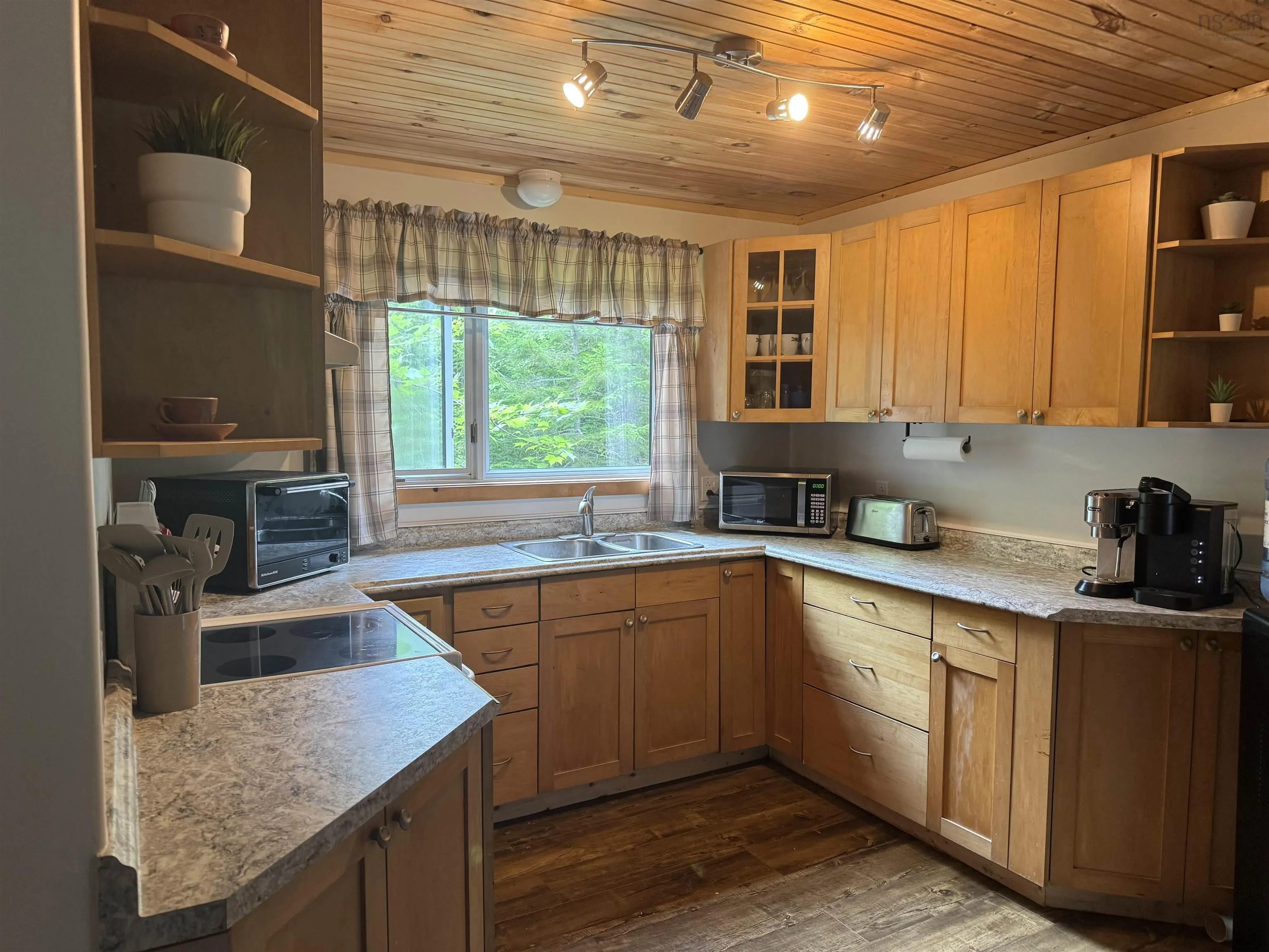 78 Maple Ridge Drive, Franey Corner, NS B0R 1H0, 2 Bedrooms Bedrooms, ,1 BathroomBathrooms,Residential,For Sale,Maple Ridge,202517781