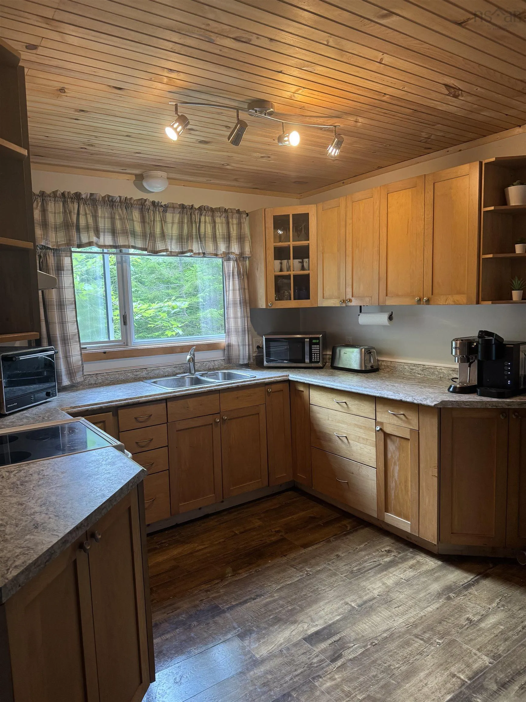 78 Maple Ridge Drive, Franey Corner, NS B0R 1H0, 2 Bedrooms Bedrooms, ,1 BathroomBathrooms,Residential,For Sale,Maple Ridge,202517781