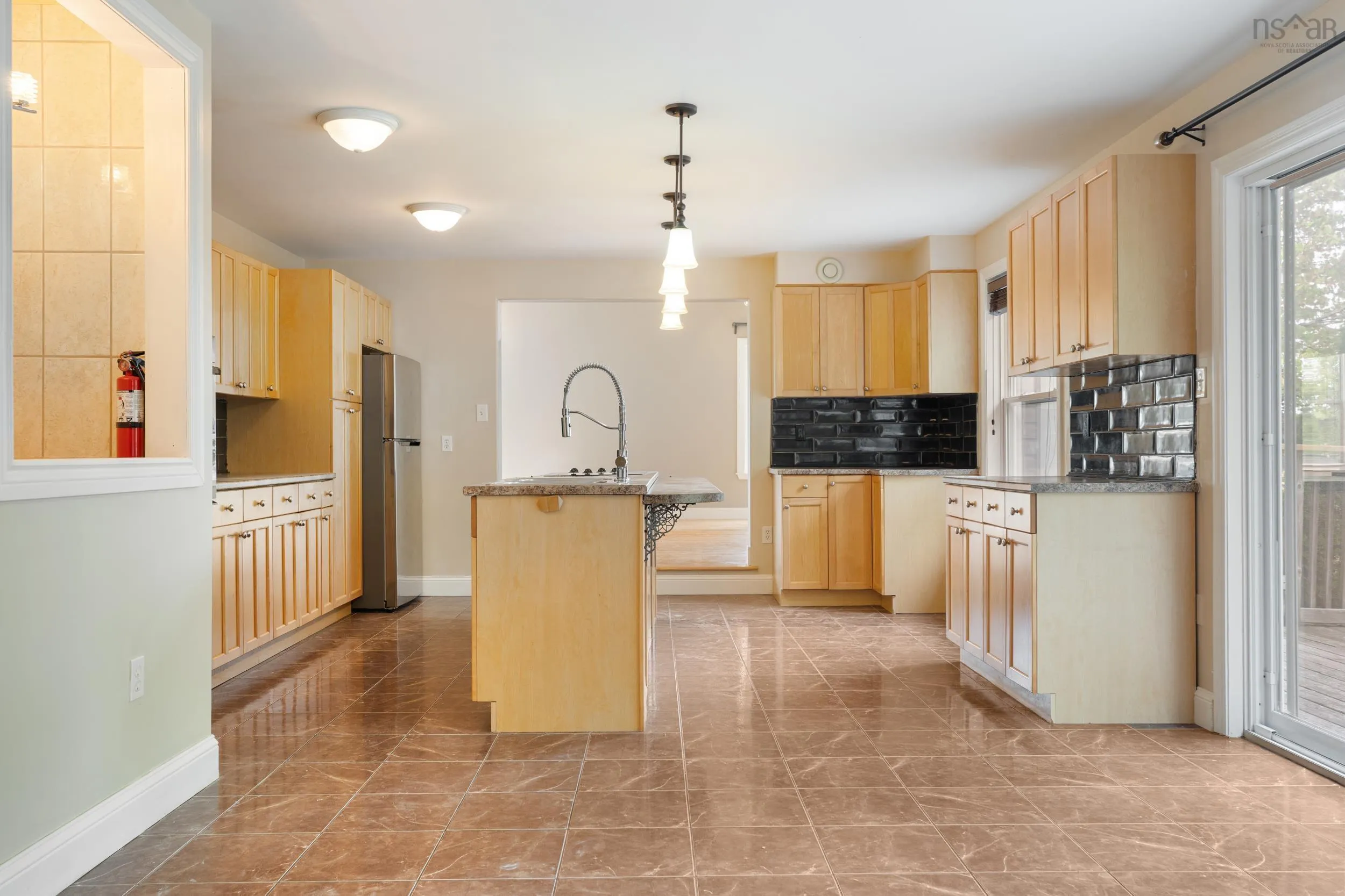680 Hammonds Plains Road, Bedford, NS B4B 1A7, 3 Bedrooms Bedrooms, ,2 BathroomsBathrooms,Residential,For Sale,Hammonds Plains,202523688