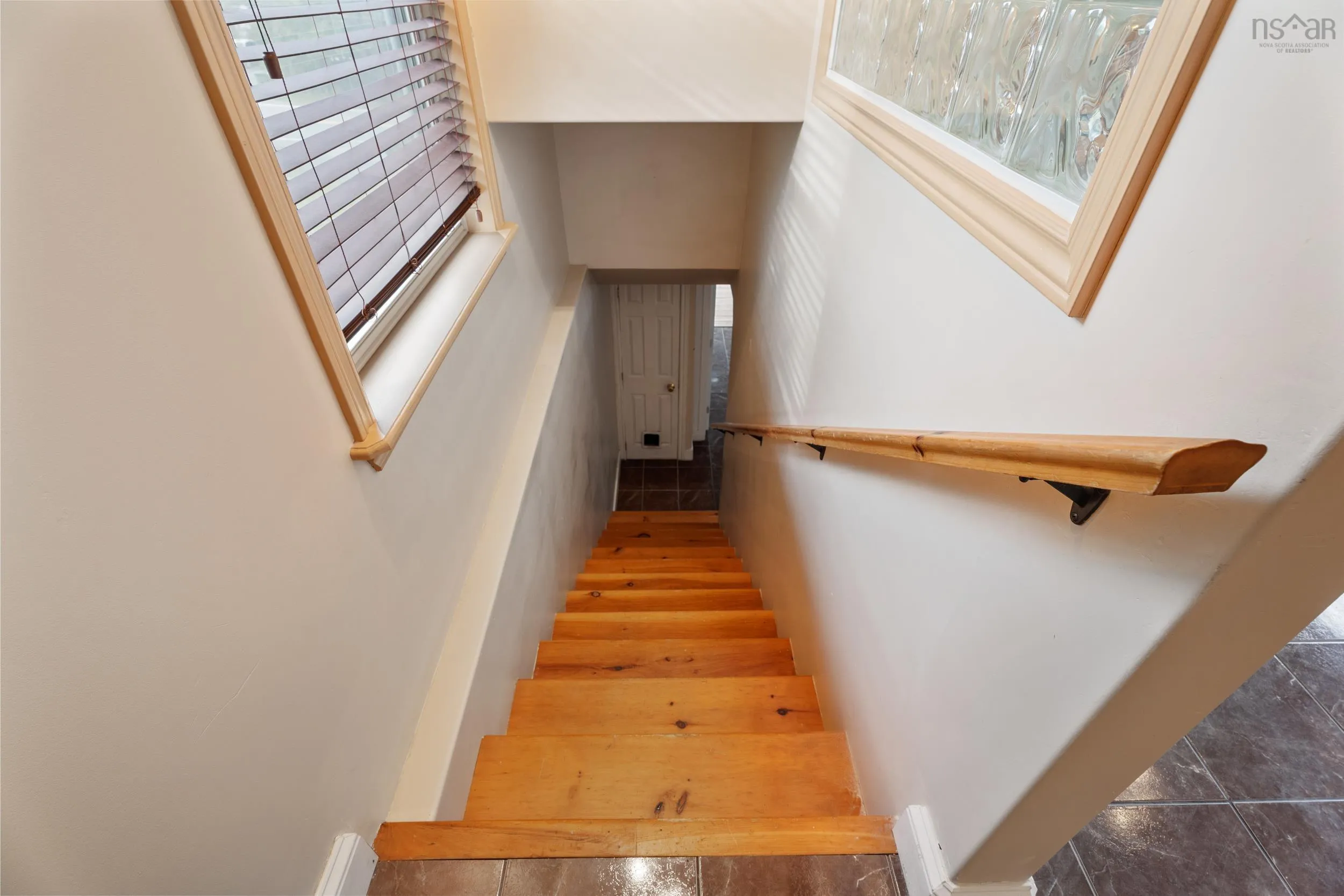 680 Hammonds Plains Road, Bedford, NS B4B 1A7, 3 Bedrooms Bedrooms, ,2 BathroomsBathrooms,Residential,For Sale,Hammonds Plains,202523688