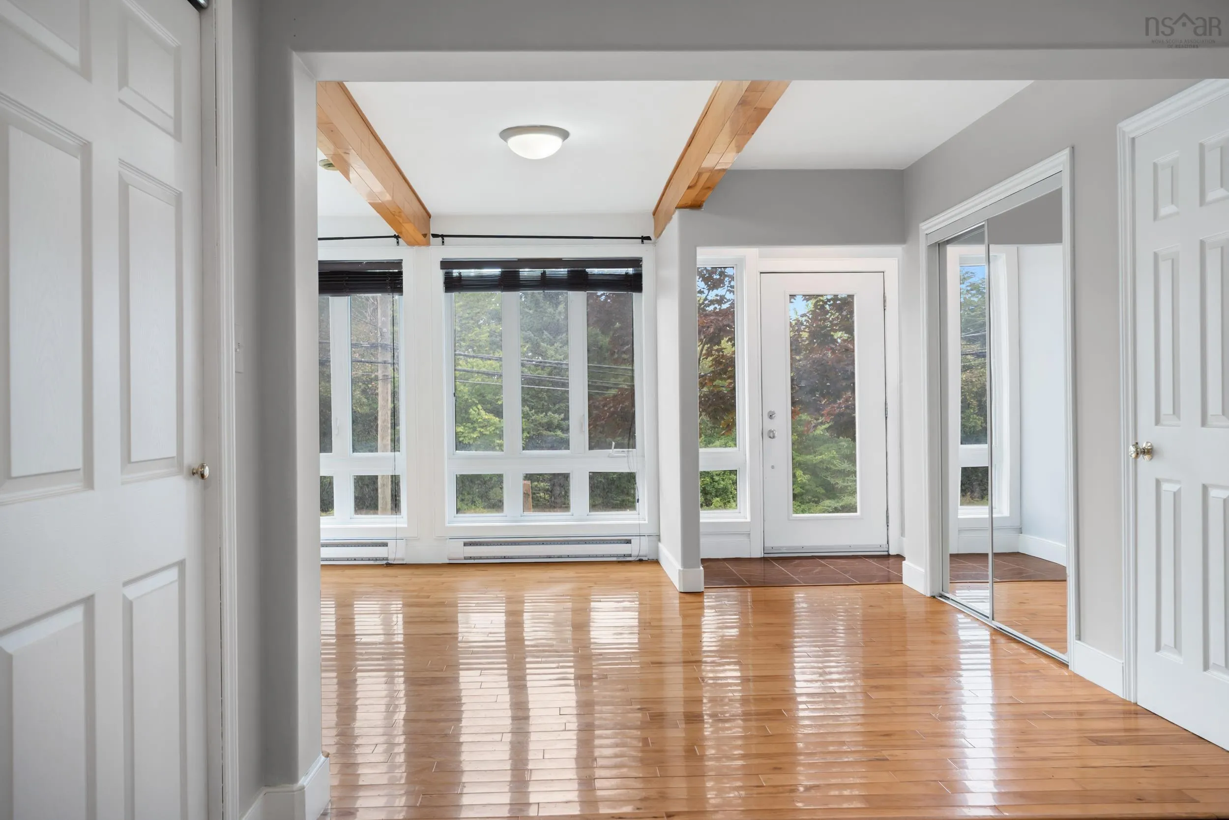 680 Hammonds Plains Road, Bedford, NS B4B 1A7, 3 Bedrooms Bedrooms, ,2 BathroomsBathrooms,Residential,For Sale,Hammonds Plains,202523688
