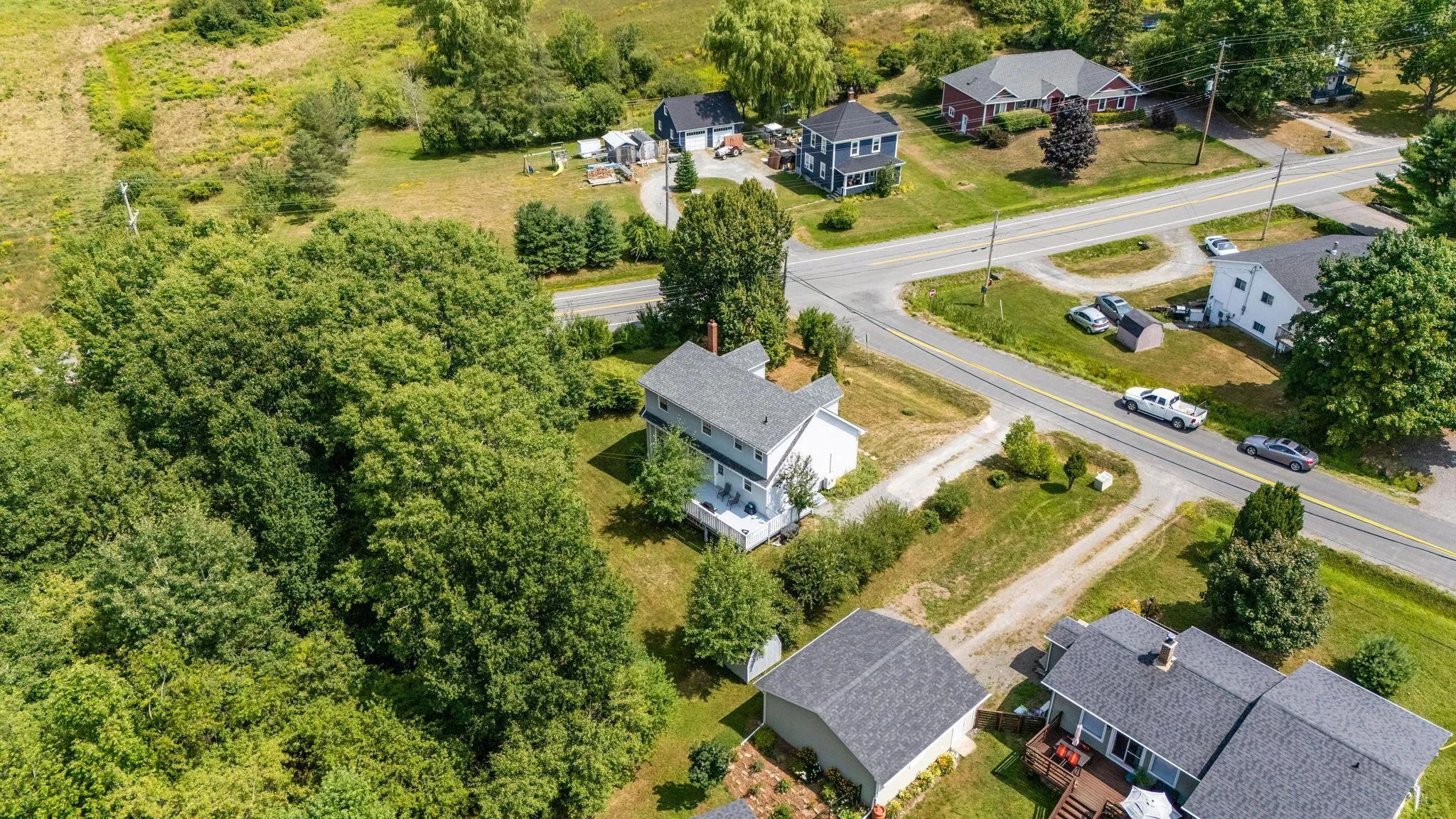 8 Gabriel Road, Falmouth, NS B0P 1L0, 4 Bedrooms Bedrooms, ,2 BathroomsBathrooms,Residential,For Sale,Gabriel,202520417