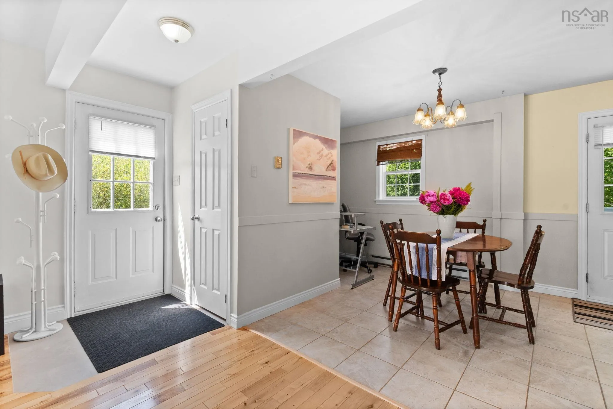 8 Gabriel Road, Falmouth, NS B0P 1L0, 4 Bedrooms Bedrooms, ,2 BathroomsBathrooms,Residential,For Sale,Gabriel,202520417