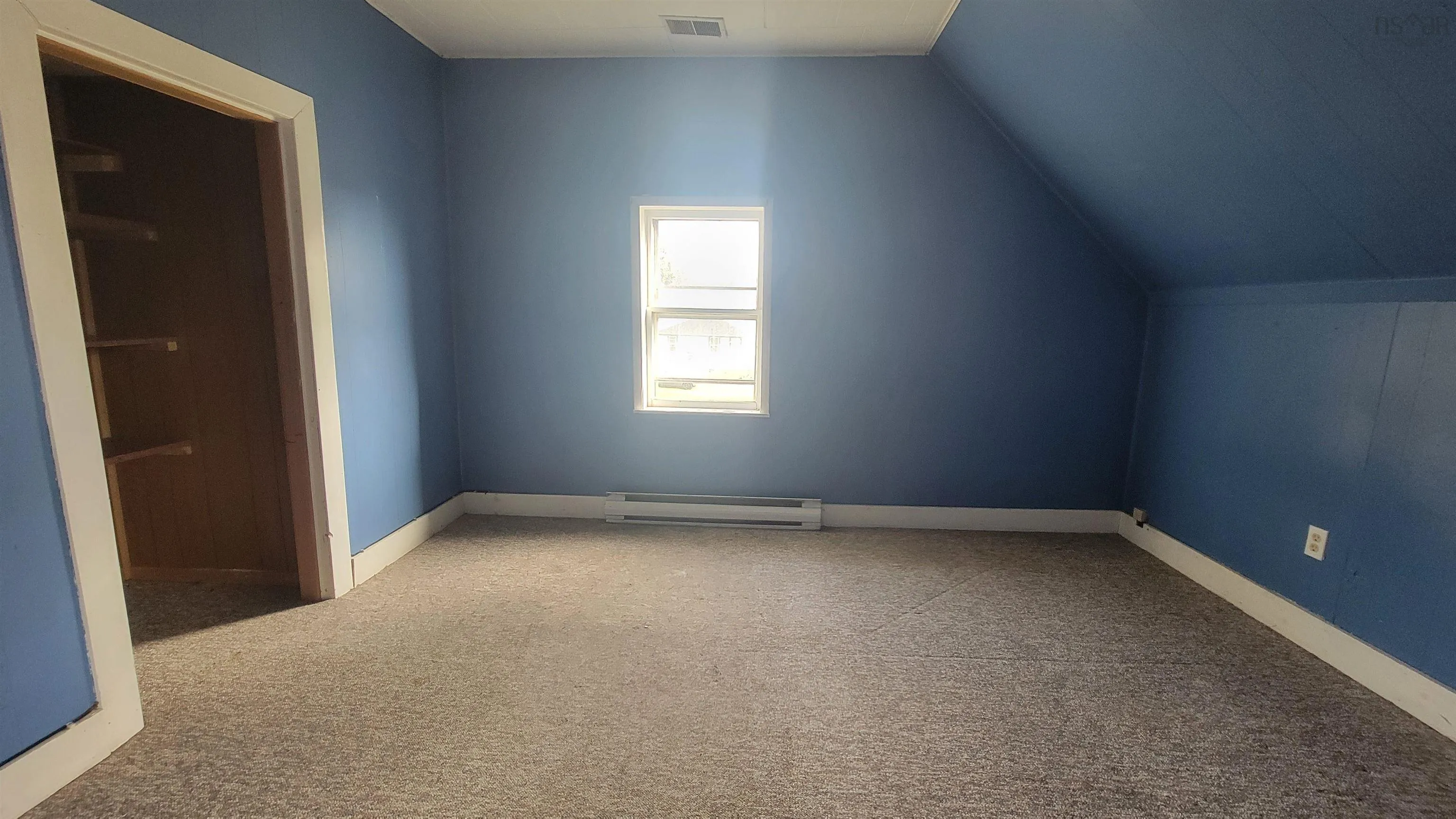 5 Prince Street, Yarmouth, NS B5A 1R4, 4 Bedrooms Bedrooms, ,2 BathroomsBathrooms,Residential,For Sale,Prince,202522464