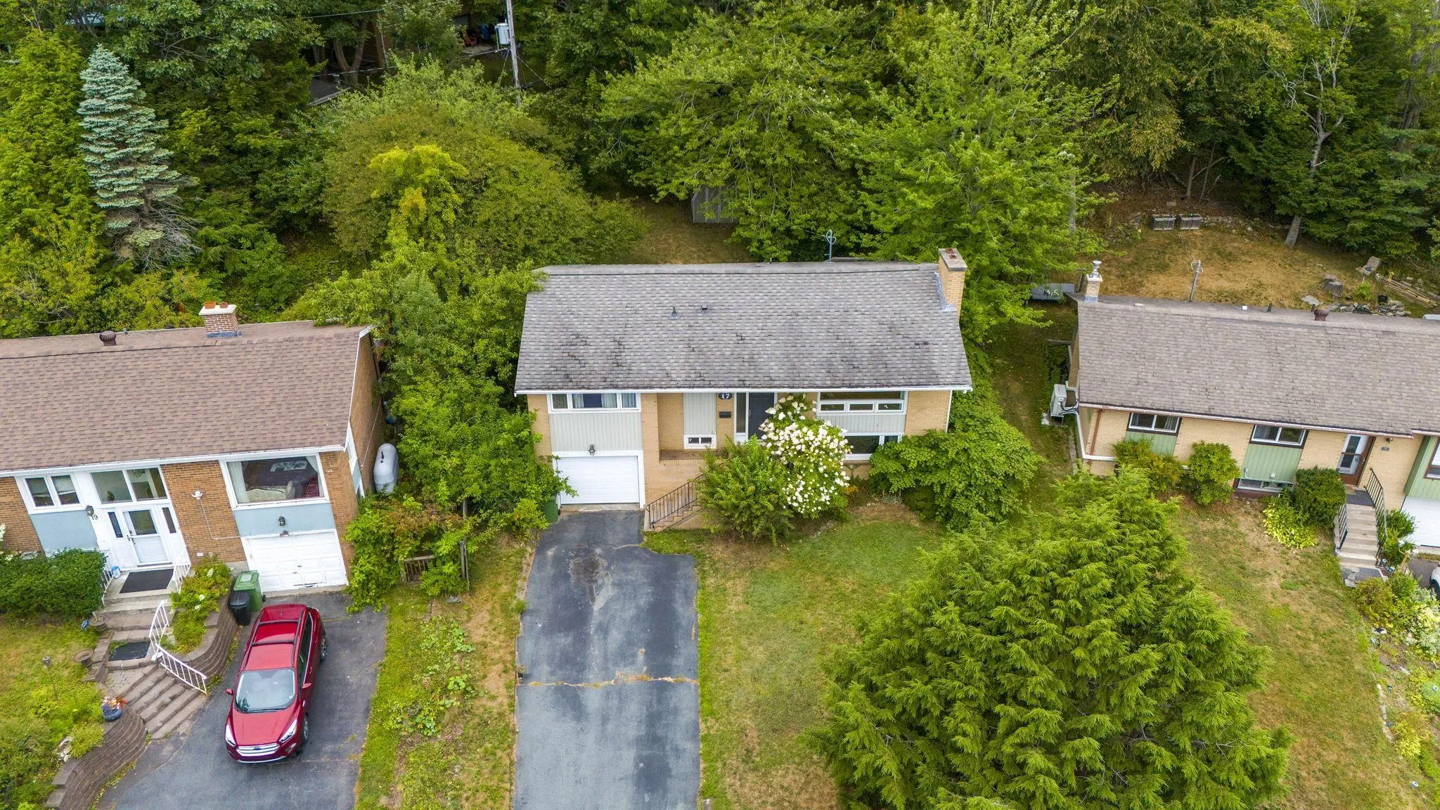 17 Gateway Road, Halifax, NS B3M 1M6, 4 Bedrooms Bedrooms, ,2 BathroomsBathrooms,Residential,For Sale,Gateway,202521806